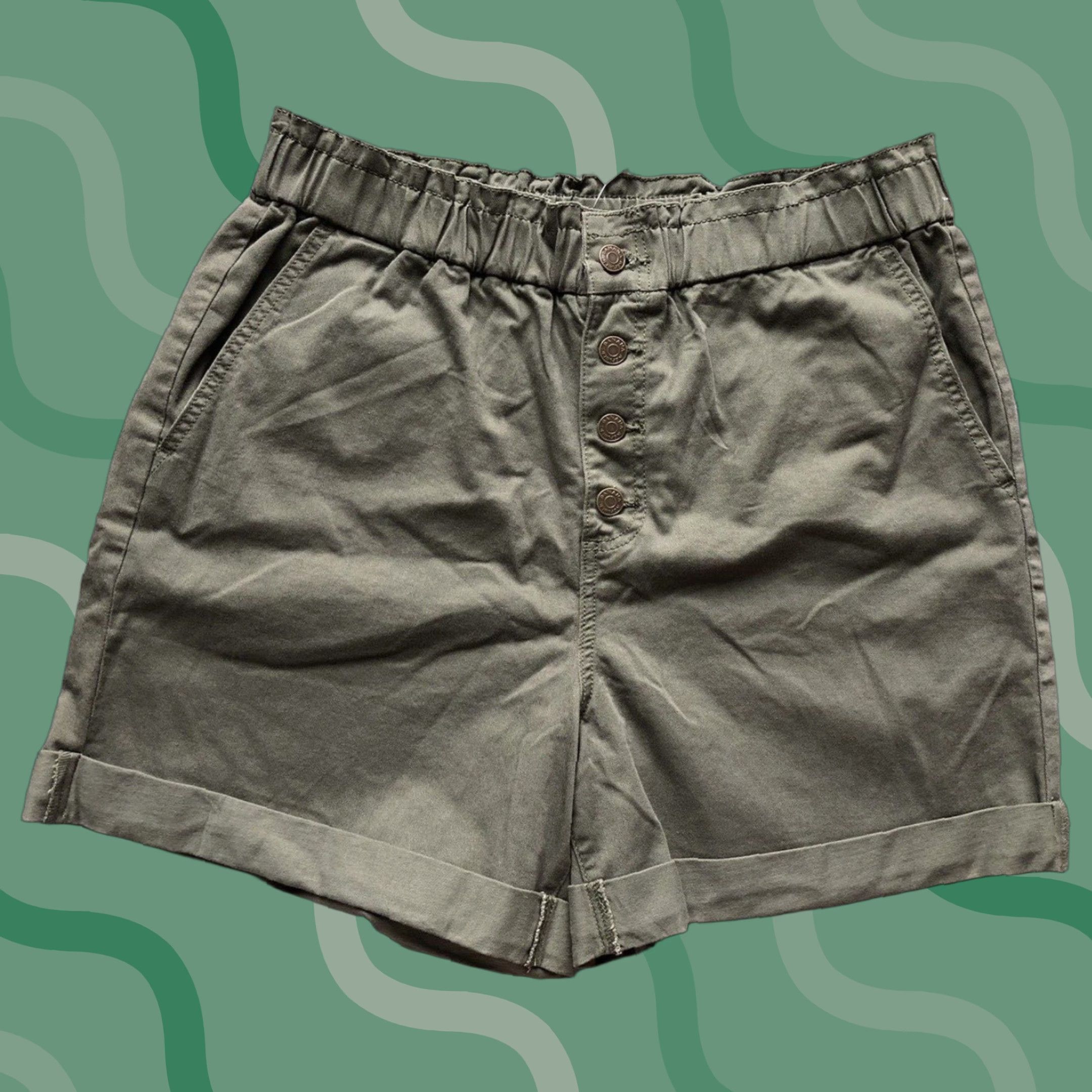 Banana Republic VINTAGE Banana Republic Shorts Women's 12 Green Cotton Spandex Viscose Button Pockets 90s Hipster Preppy Designer Outdoor Summer Fall Spring Womens Size 34" / US 12 / IT 48 - 1 Thumbnail