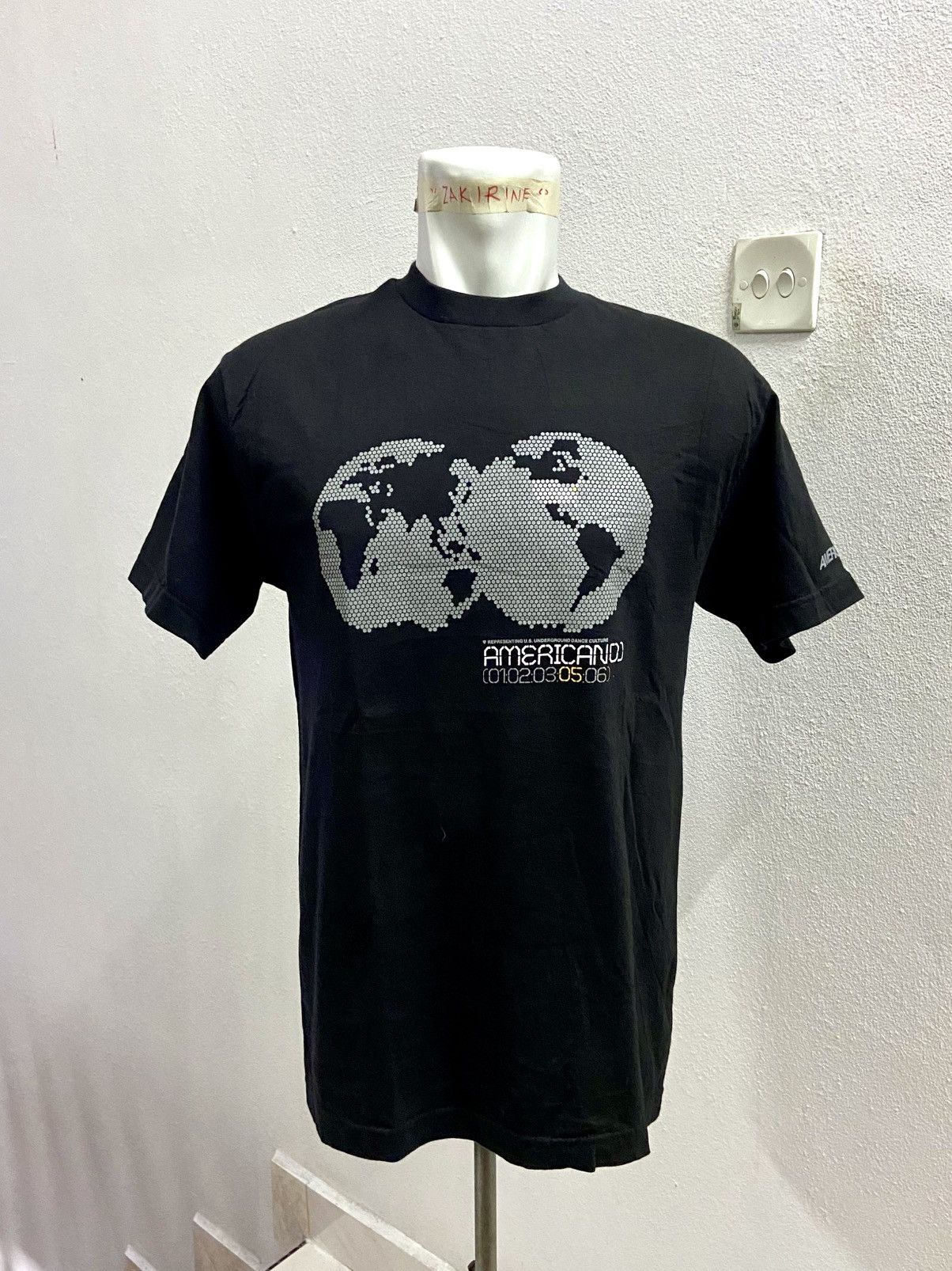 Other AMERICAN DJ world map dot-matrix graphic effect TEE Size US M / EU 48-50 / 2 - 1 Thumbnail
