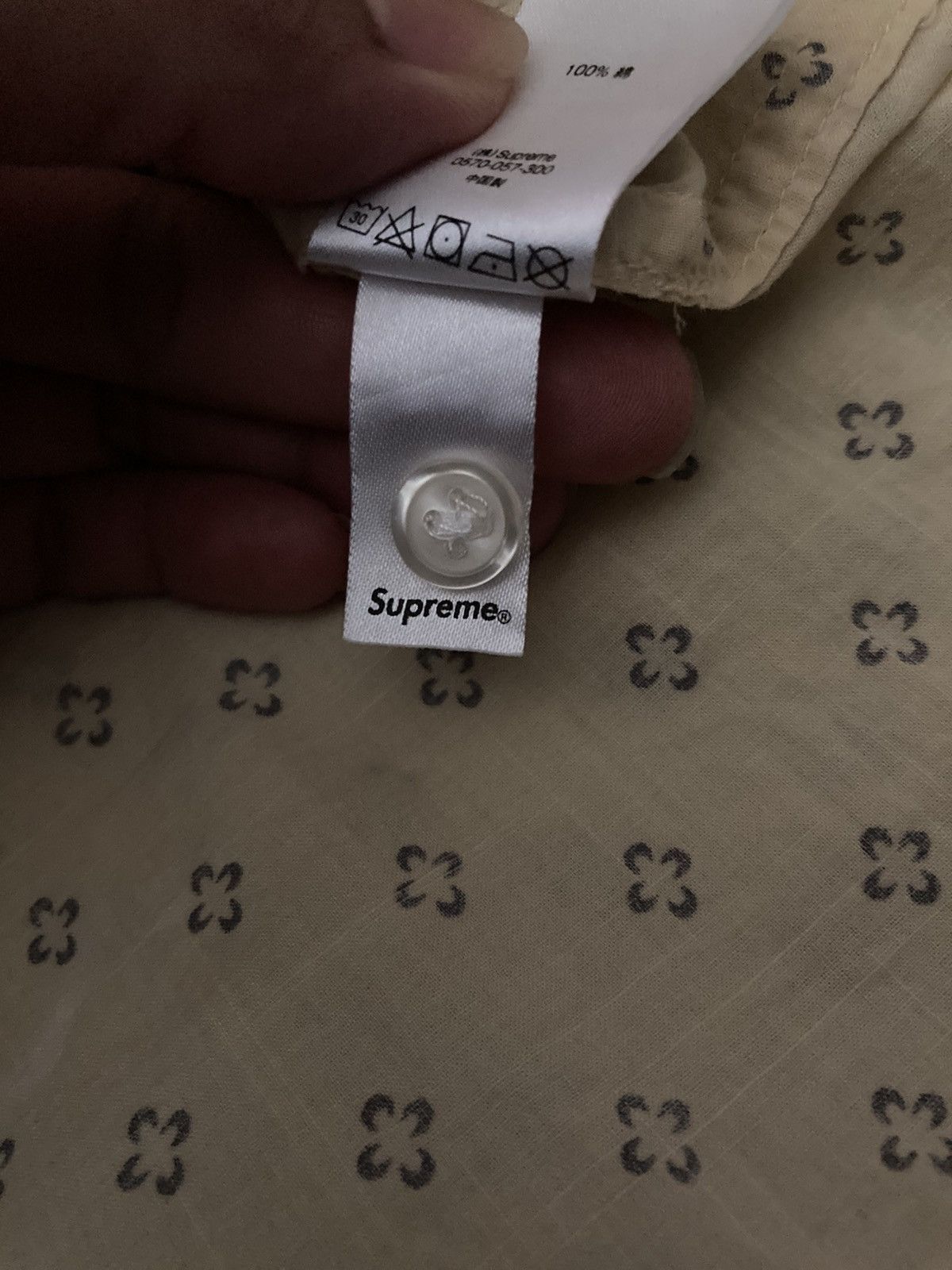 Supreme SS21 Supreme Butthole Surfers Shirt Yellow Album Music 2021 Size US M / EU 48-50 / 2 - 10 Thumbnail
