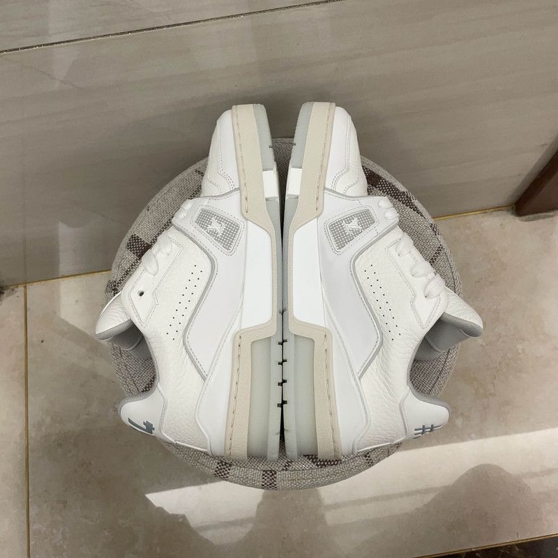 Louis Vuitton Louis Vuitton Trainer Low-Top Fashion Sneakers -2505 Size US 10 / EU 43 - 5 Thumbnail