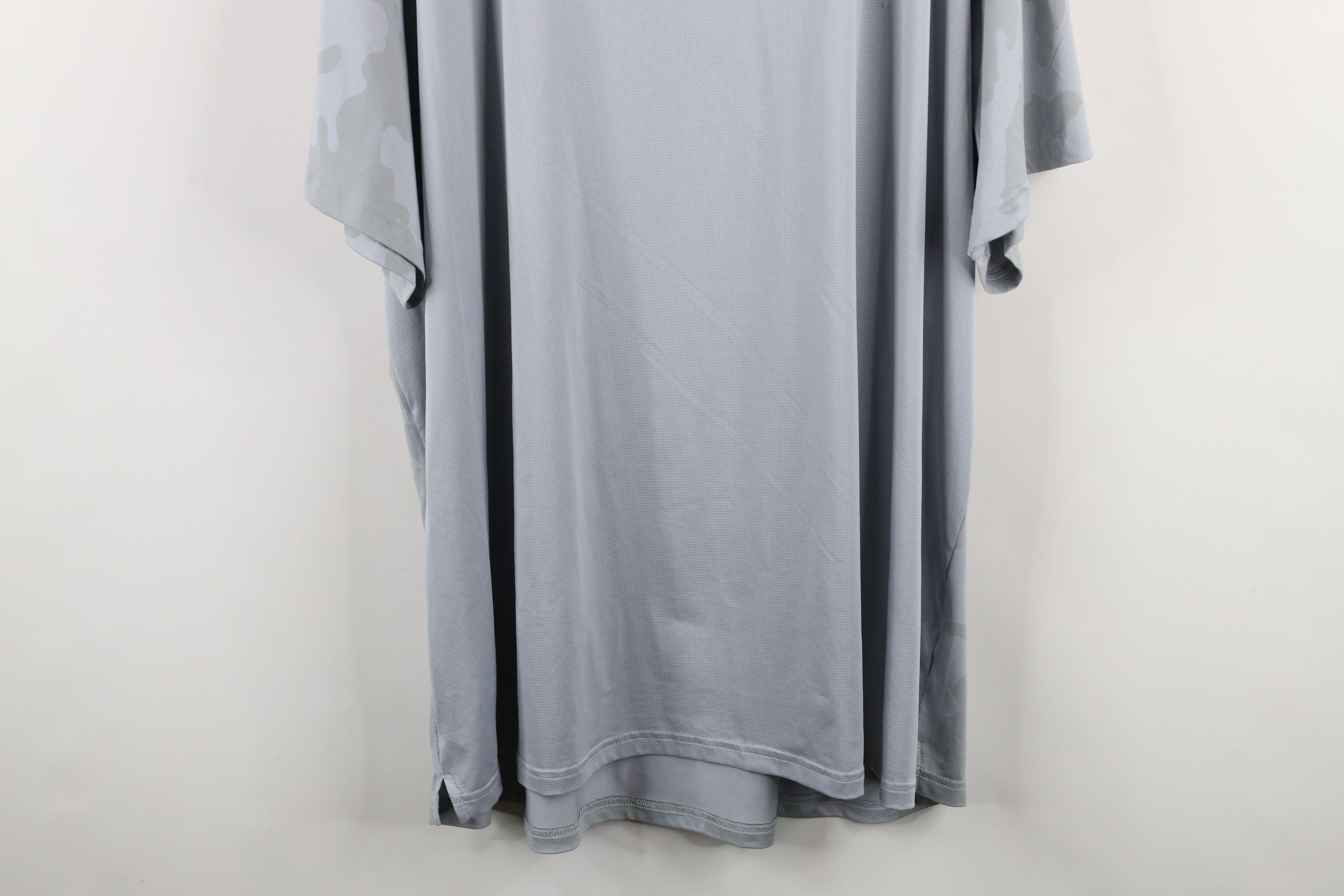 Under Armour × Vintage Under Armour Notre Dame University Camouflage T-Shirt Size US XXL / EU 58 / 5 - 14 Thumbnail