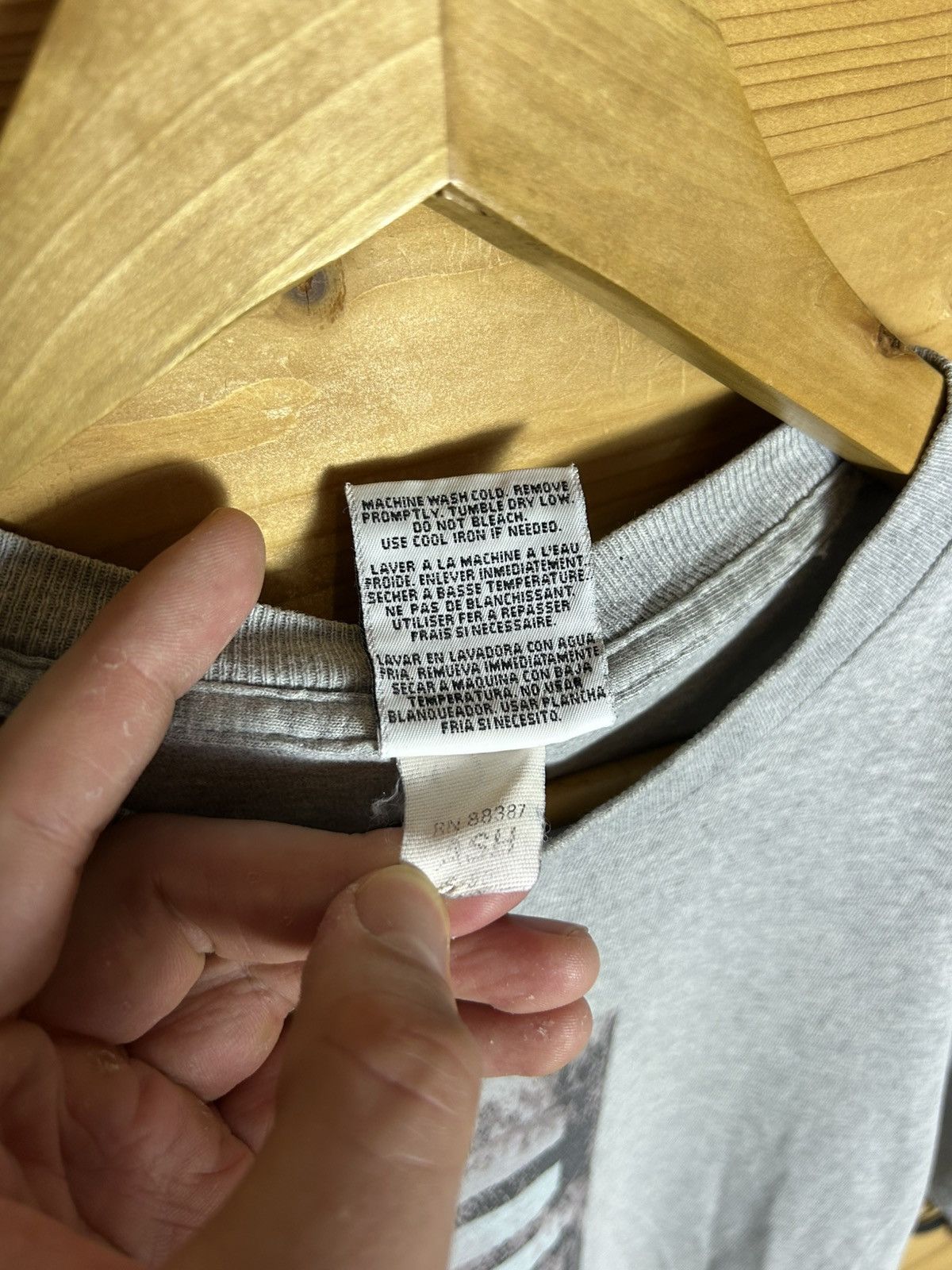 Adidas Vintage Adidas Graphic Tee Size US S / EU 44-46 / 1 - 6 Thumbnail