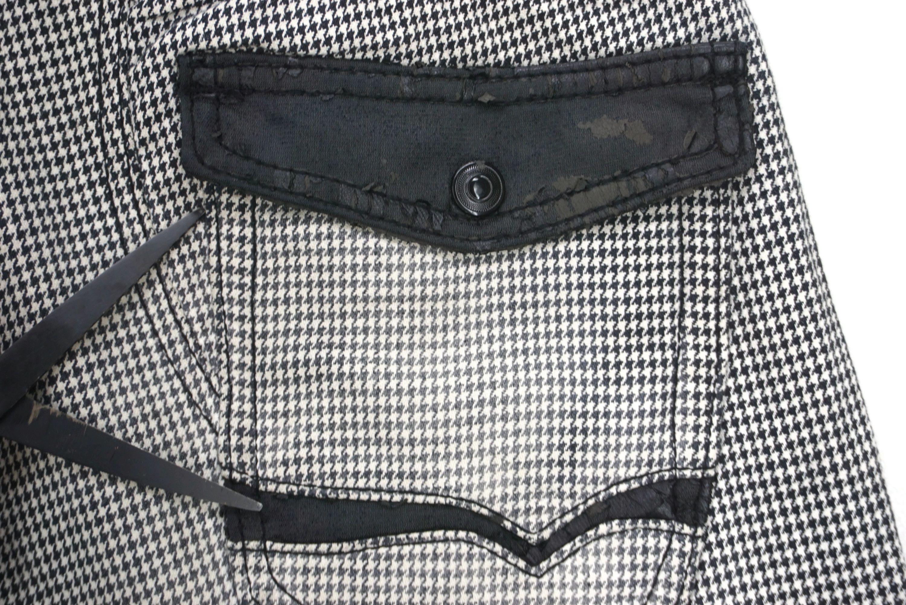 Japanese Brand Nicole Jeans fit W32xL30 Matsuda Low Rise Bondage Fatigue Size US 30 / EU 46 - 10 Thumbnail