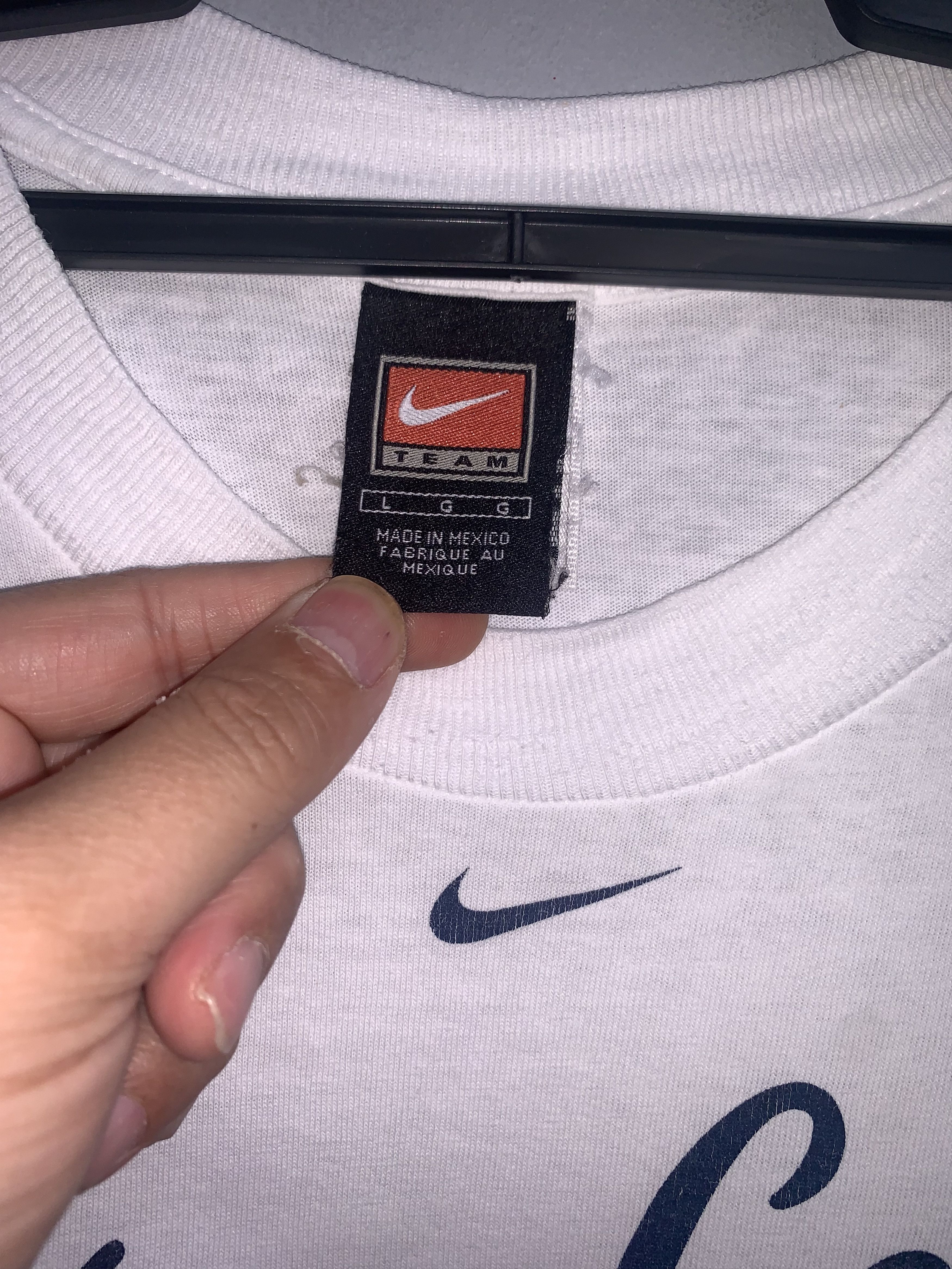 Nike Nike Centre Yankees Baseball NY Vintage Shirt Size US L / EU 52-54 / 3 - 2 Thumbnail