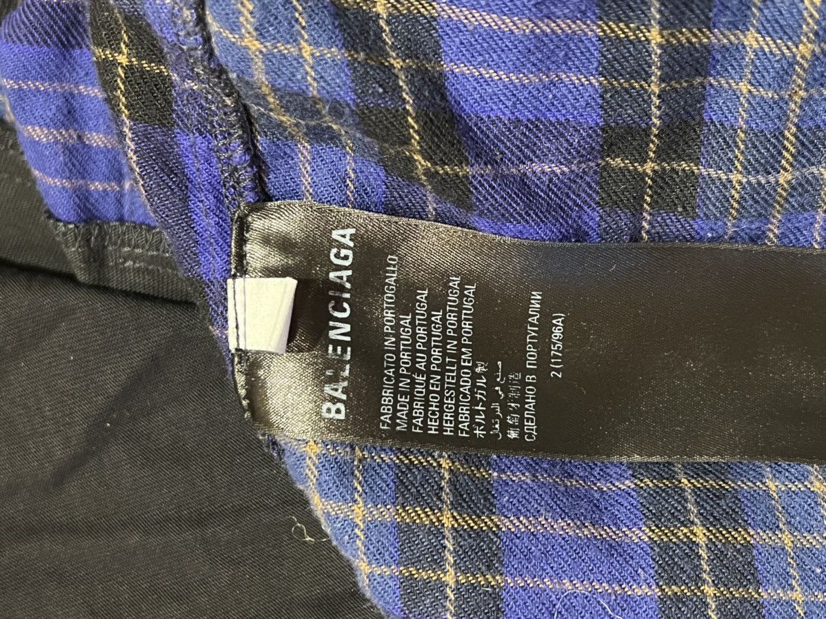 Balenciaga Balenciaga B Authentic Patch Long Sleeve Shirt Size US S / EU 44-46 / 1 - 6 Thumbnail