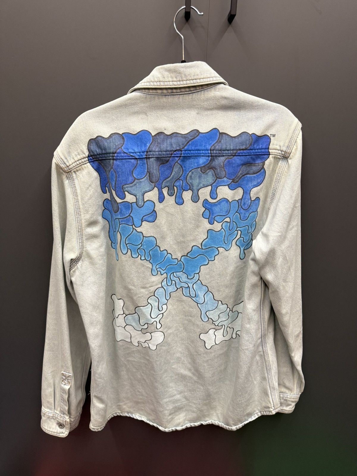 Off-White Off White Marker Arrows Light Denim Shirt Size US M / EU 48-50 / 2 - 1 Thumbnail