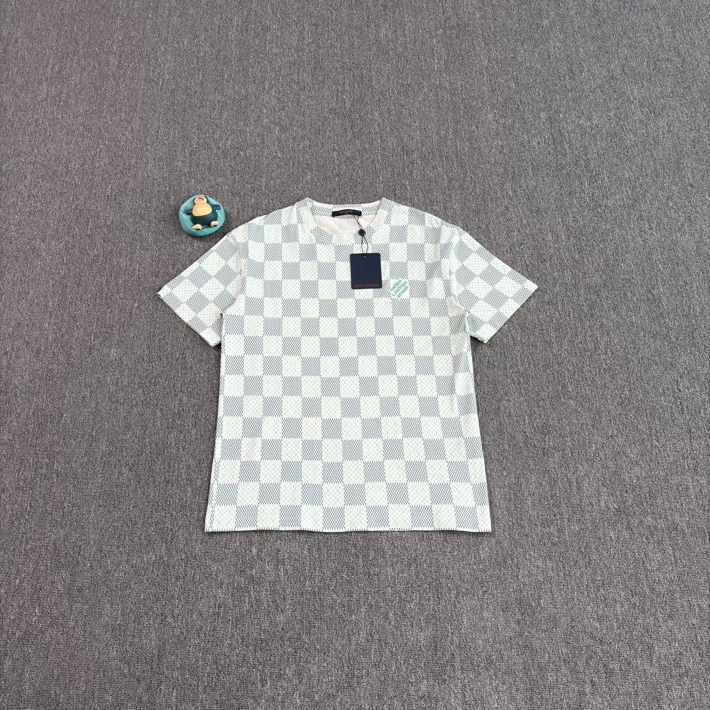 Louis Vuitton LV Checkerboard White Green Short-Sleeve Size US S / EU 44-46 / 1 - 1 Thumbnail