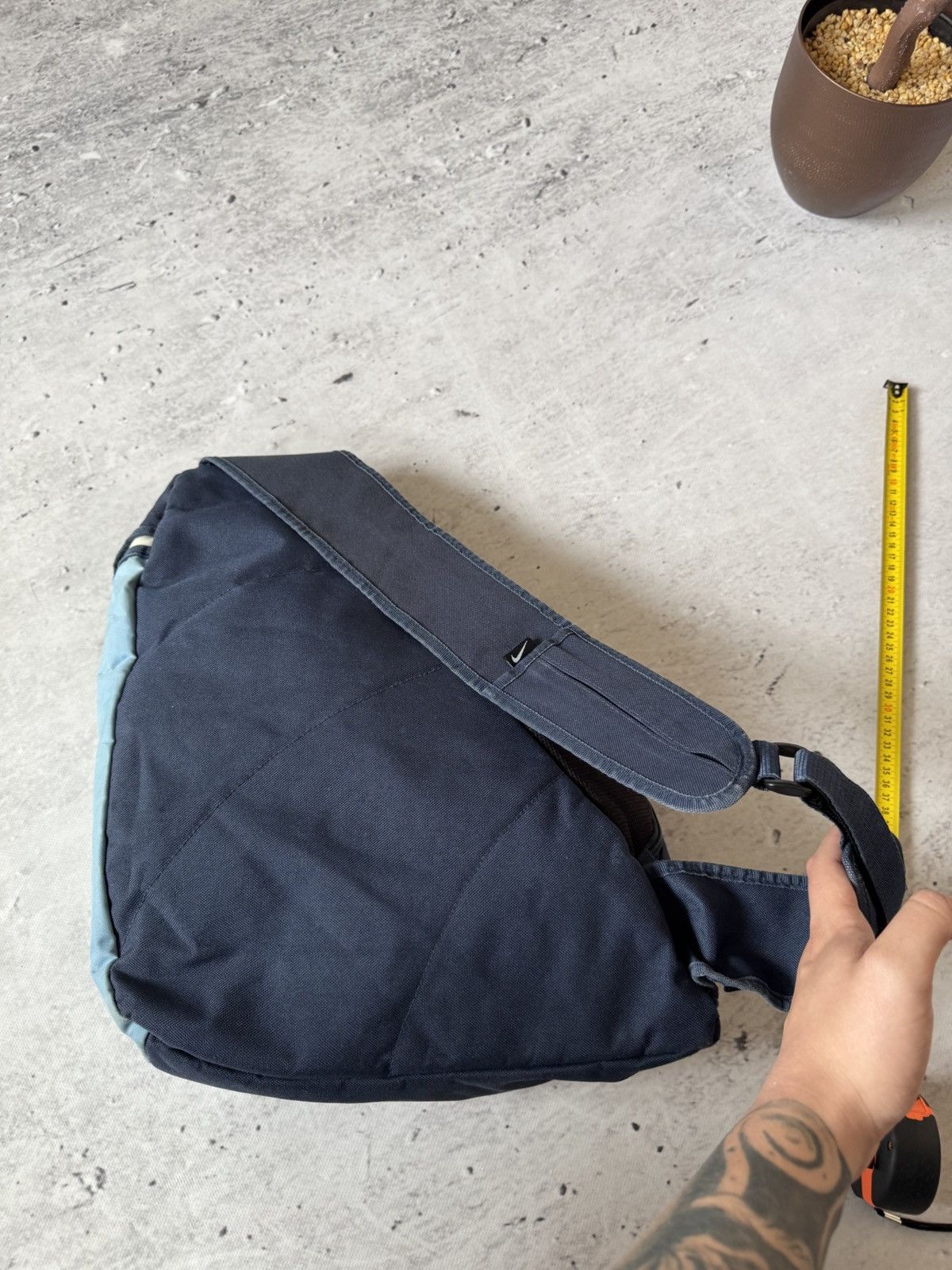 Nike × Vintage NIKE VINTAGE BASIC LOGO 00s 90s PINTEREST STYLE SLING BAG Size ONE SIZE - 6 Thumbnail