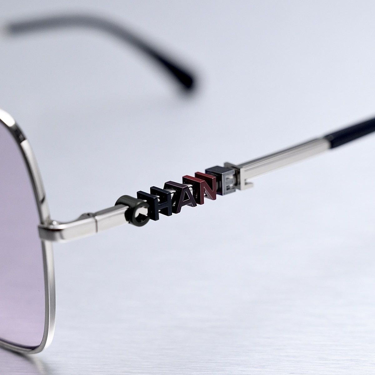 Chanel CHANEL 0CH4283 C124P5 SUNGLASSES Size ONE SIZE - 3 Thumbnail