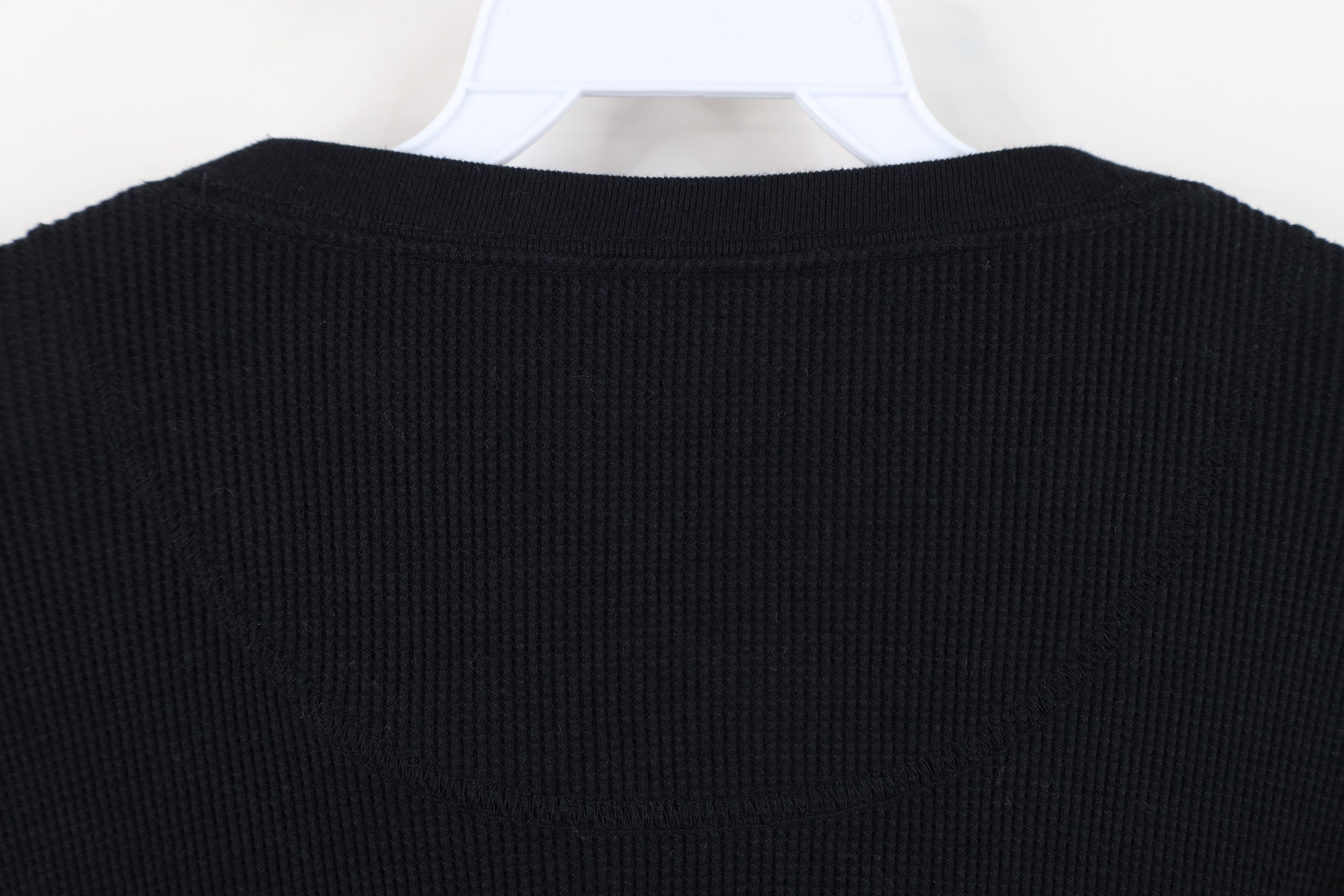 Vintage Vintage Streetwear Thermal Waffle Knit Henley T-Shirt Black Size US XXL / EU 58 / 5 - 11 Thumbnail