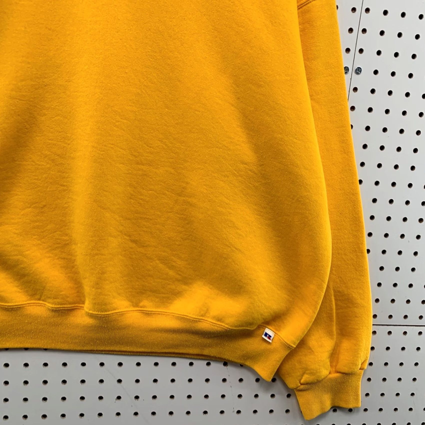 Russell Athletic VINTAGE Russell Athletic Sweatshirt Mens 2XL Yellow Crewneck USA 90s Fleece Cotton Sweatshirt Mens Size US XXL / EU 58 / 5 - 7 Thumbnail