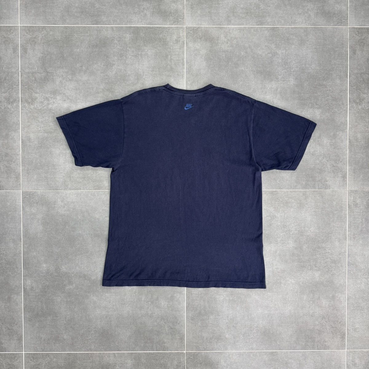 Nike × Vintage Vintage Nike Big Logo Y2K 90s Men T-Shirt Size L Size US L / EU 52-54 / 3 - 15 Thumbnail