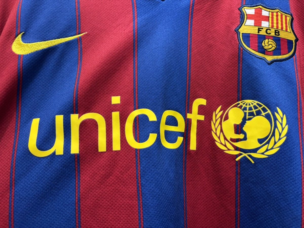 Nike Nike FC Barcelona Home 09/10 r L football Soccer Size US L / EU 52-54 / 3 - 2 Thumbnail