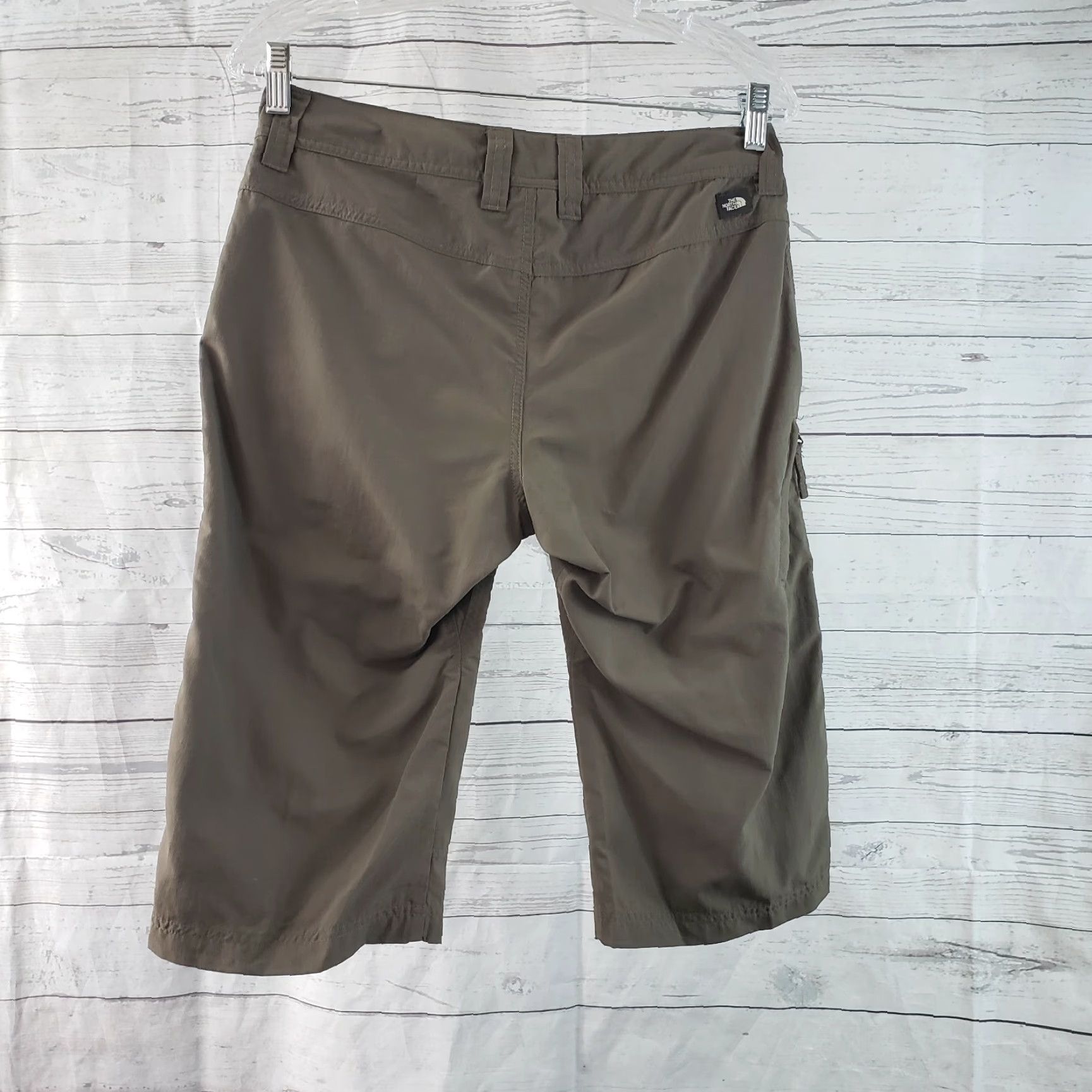 The North Face North Face Womens Capri Pants Sz 4 Nylon Gray Low Rise Capris Casual Womens Size 4 Gray Capri Nylon Size 27" / US 4 / IT 40 - 2 Thumbnail