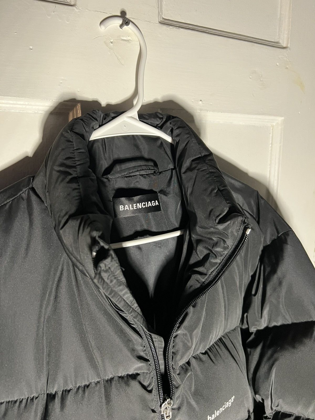 Balenciaga Balenciaga C Shape Puffer Jacket Black Size 48 Size US L / EU 52-54 / 3 - 3 Thumbnail