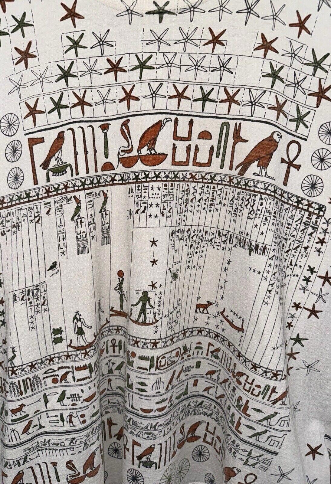 Designer Vintage Metropolitan Museum Of Art 1999 AOP Art Shirt Sz XL Size US XL / EU 56 / 4 - 3 Thumbnail