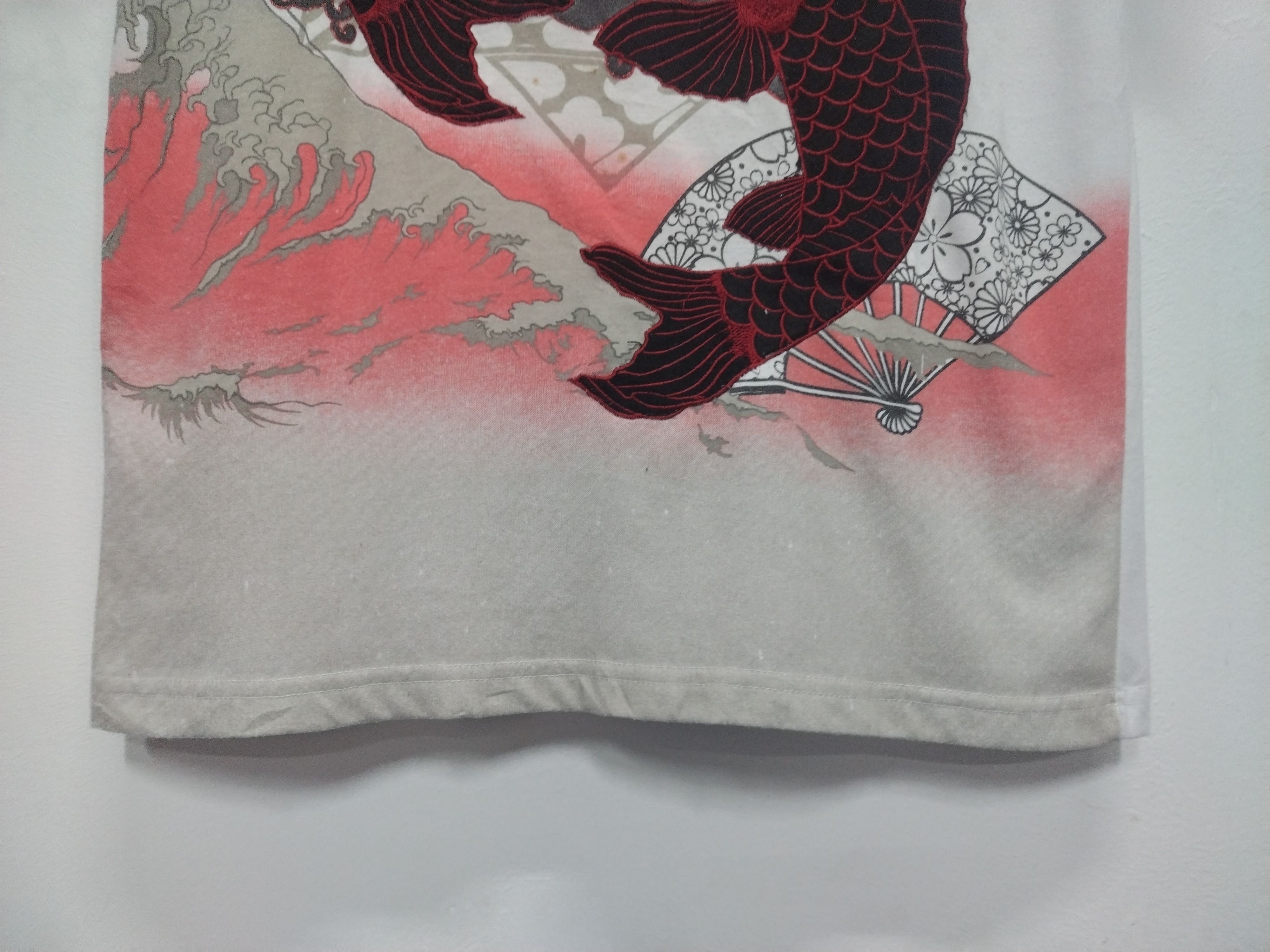 Vintage 🔥Rare Vtg Koi fish japanesse embroidery logo sukajan Tshirt Size US M / EU 48-50 / 2 - 13 Thumbnail