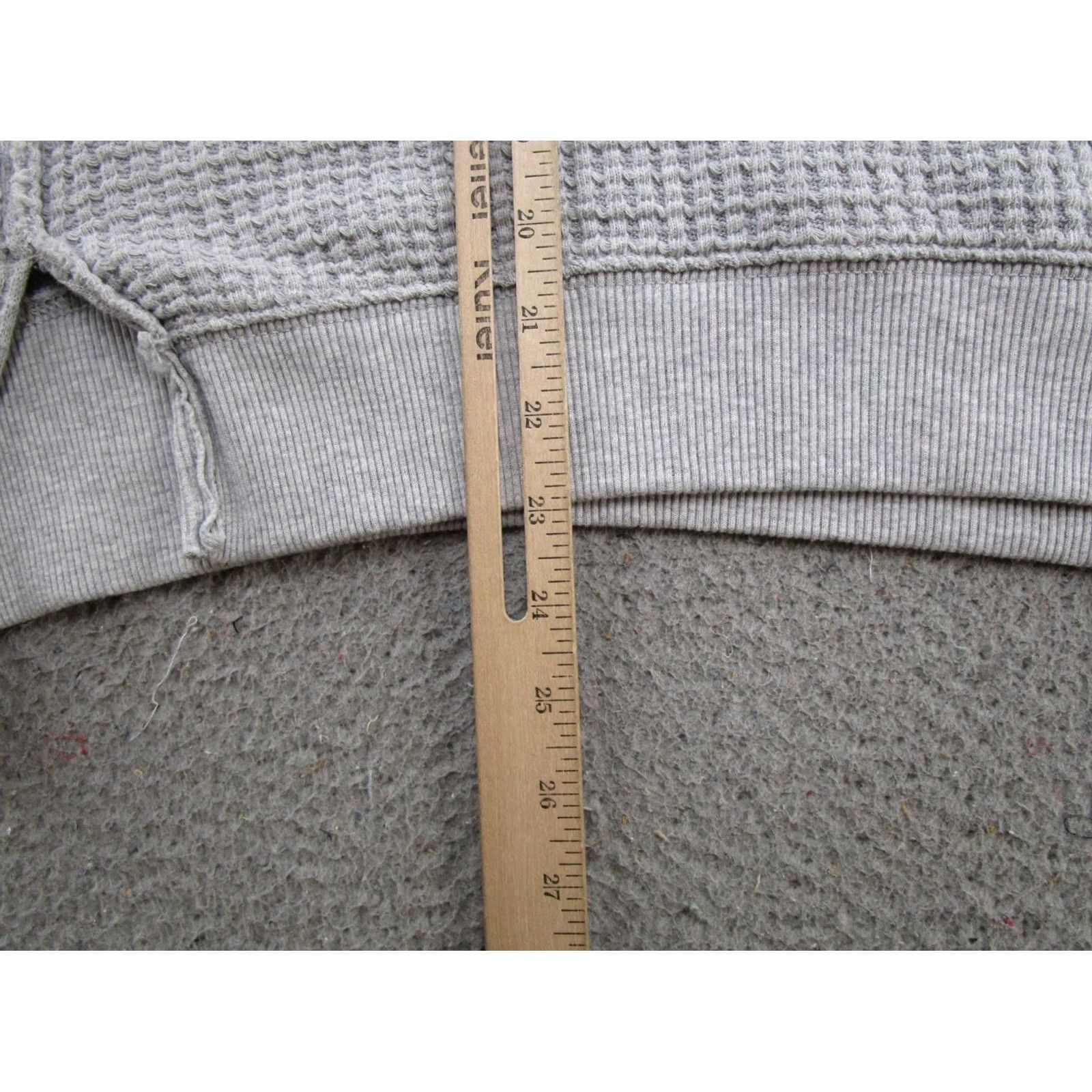 American Eagle Outfitters - It uses the requested size category (S-XL) Size S / US 4 / IT 40 - 6 Thumbnail