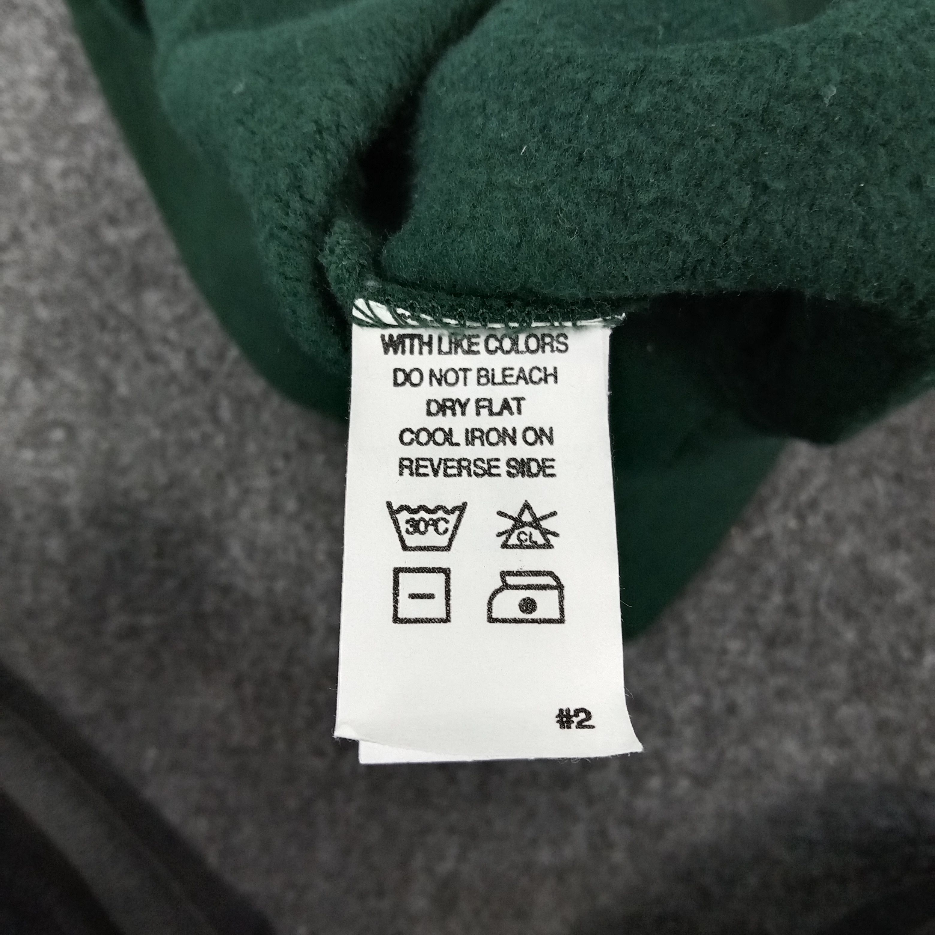 Calvin Klein Calvin Klein Made In Canada Sweatshirt C263N4 Size US XL / EU 56 / 4 - 7 Thumbnail