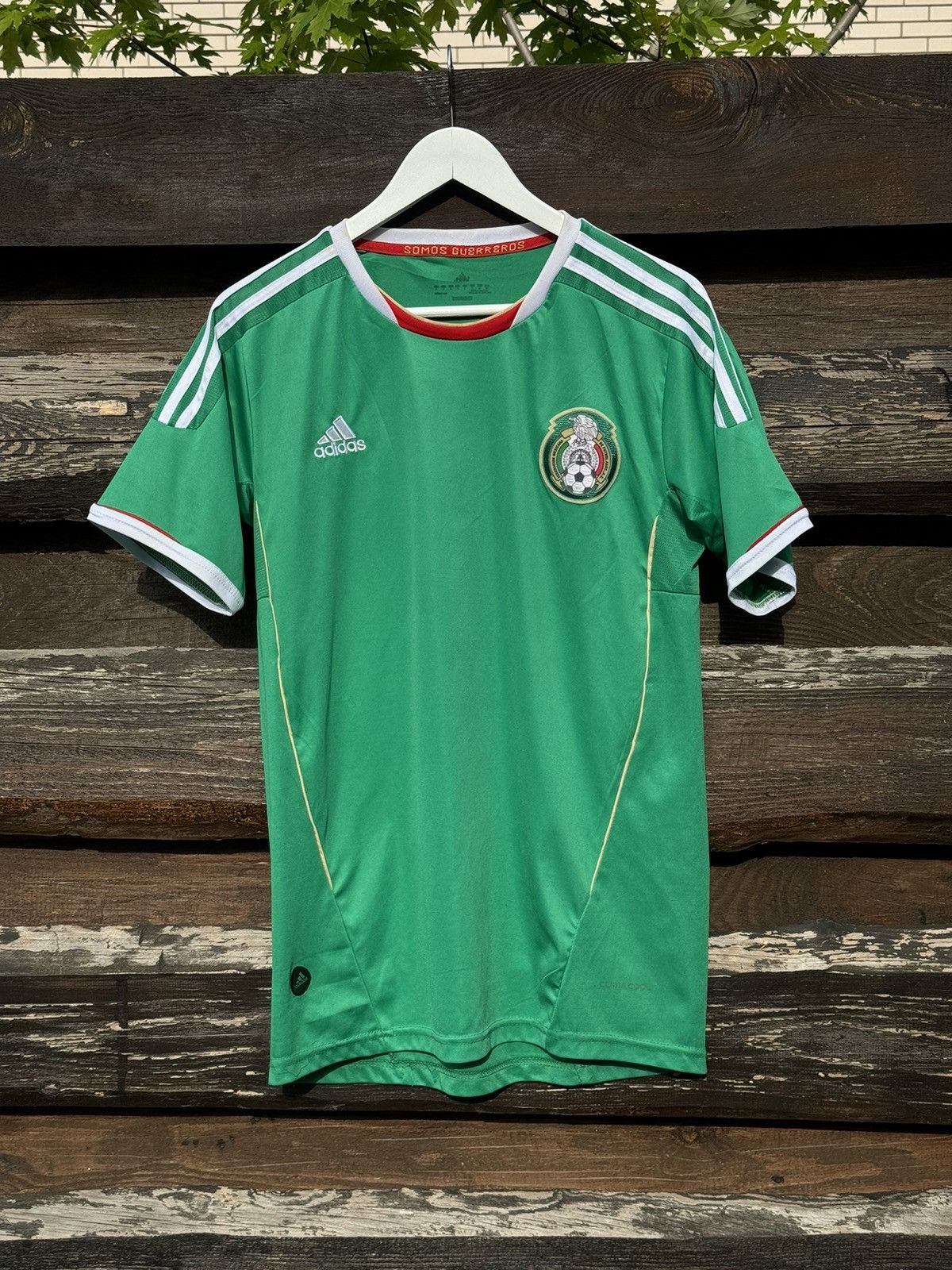 Adidas × Vintage 2010 Adidas Mexico green vintage soccer jersey Size US S / EU 44-46 / 1 - 1 Thumbnail