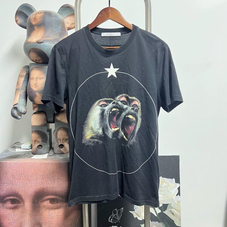 Givenchy Givenchy Monkey Short-sleeve o2916 2506-Nextarrow Size US M / EU 48-50 / 2 - 1 Thumbnail
