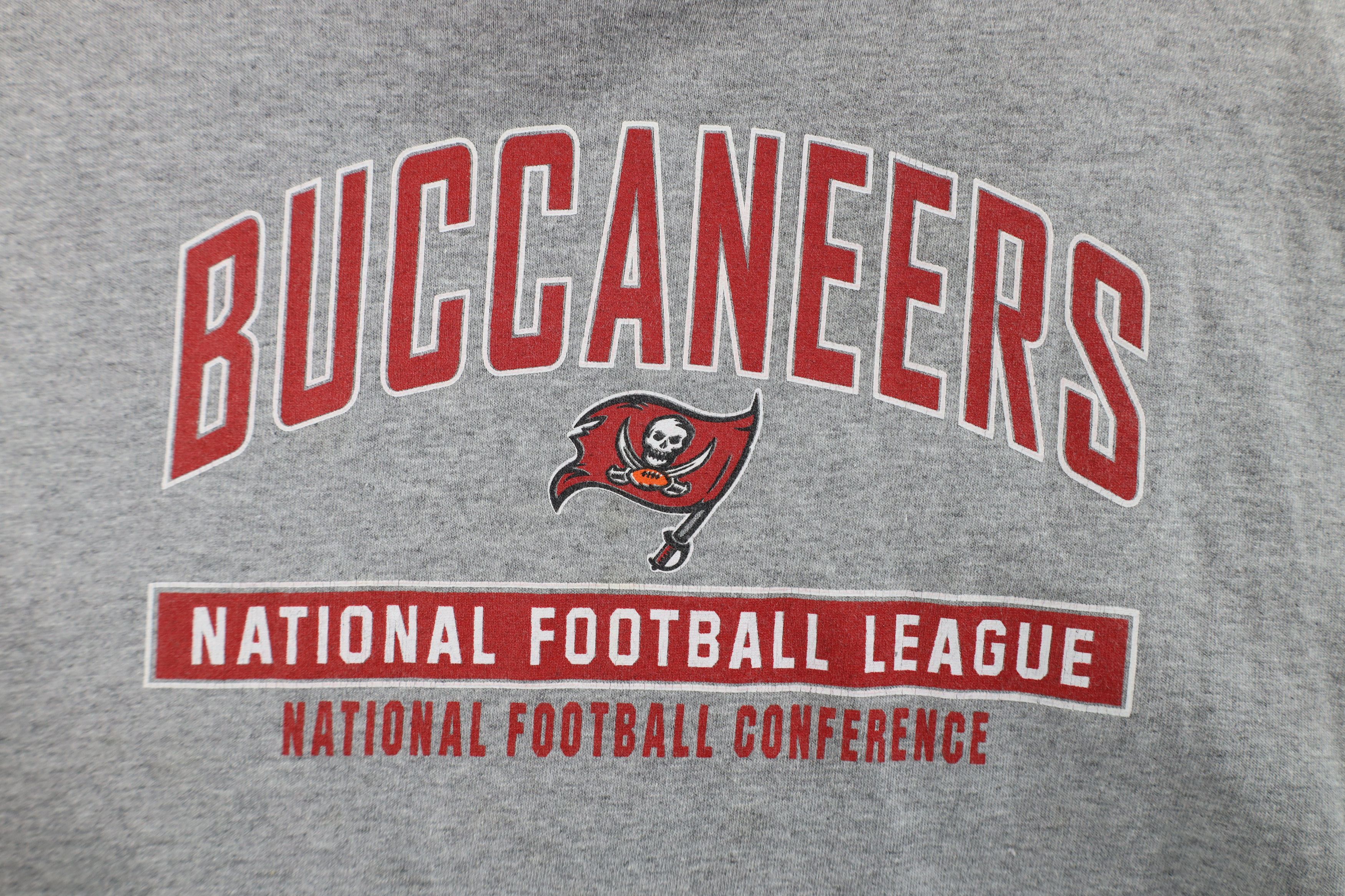 Vintage Vintage Buccaneers Football Long Sleeve T-Shirt Heather Gray Size US XXL / EU 58 / 5 - 4 Thumbnail