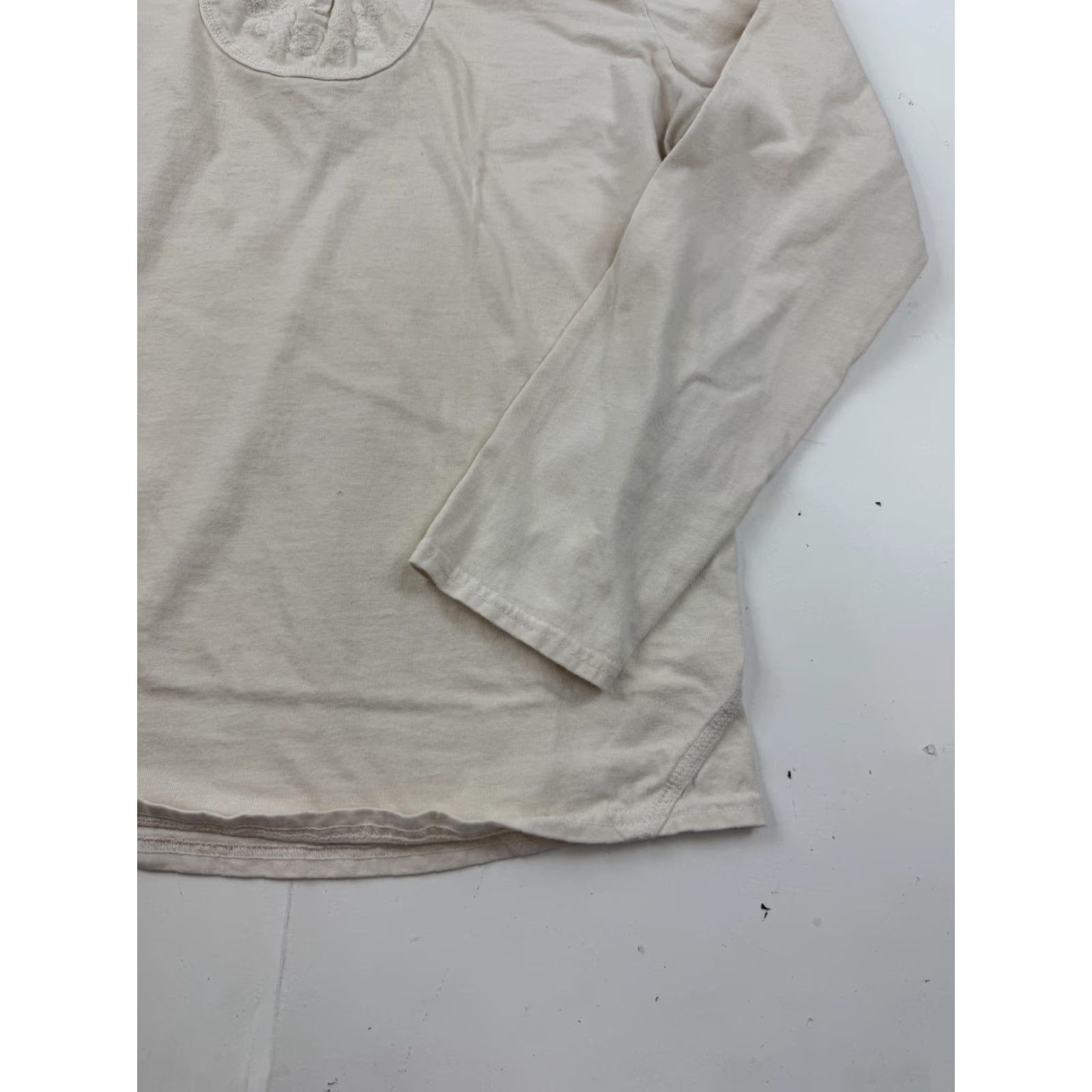 Vintage Woolrich Shirt Womens M White Henley Long Sleeve Embroidered Knit Top Size M / US 6-8 / IT 42-44 - 2 Thumbnail