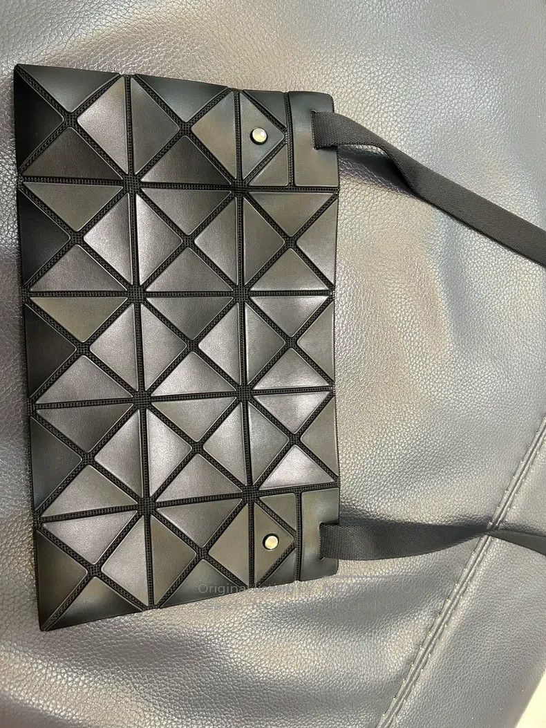 Issey Miyake Issey Miyake Black Tote Bag Size ONE SIZE - 3 Thumbnail