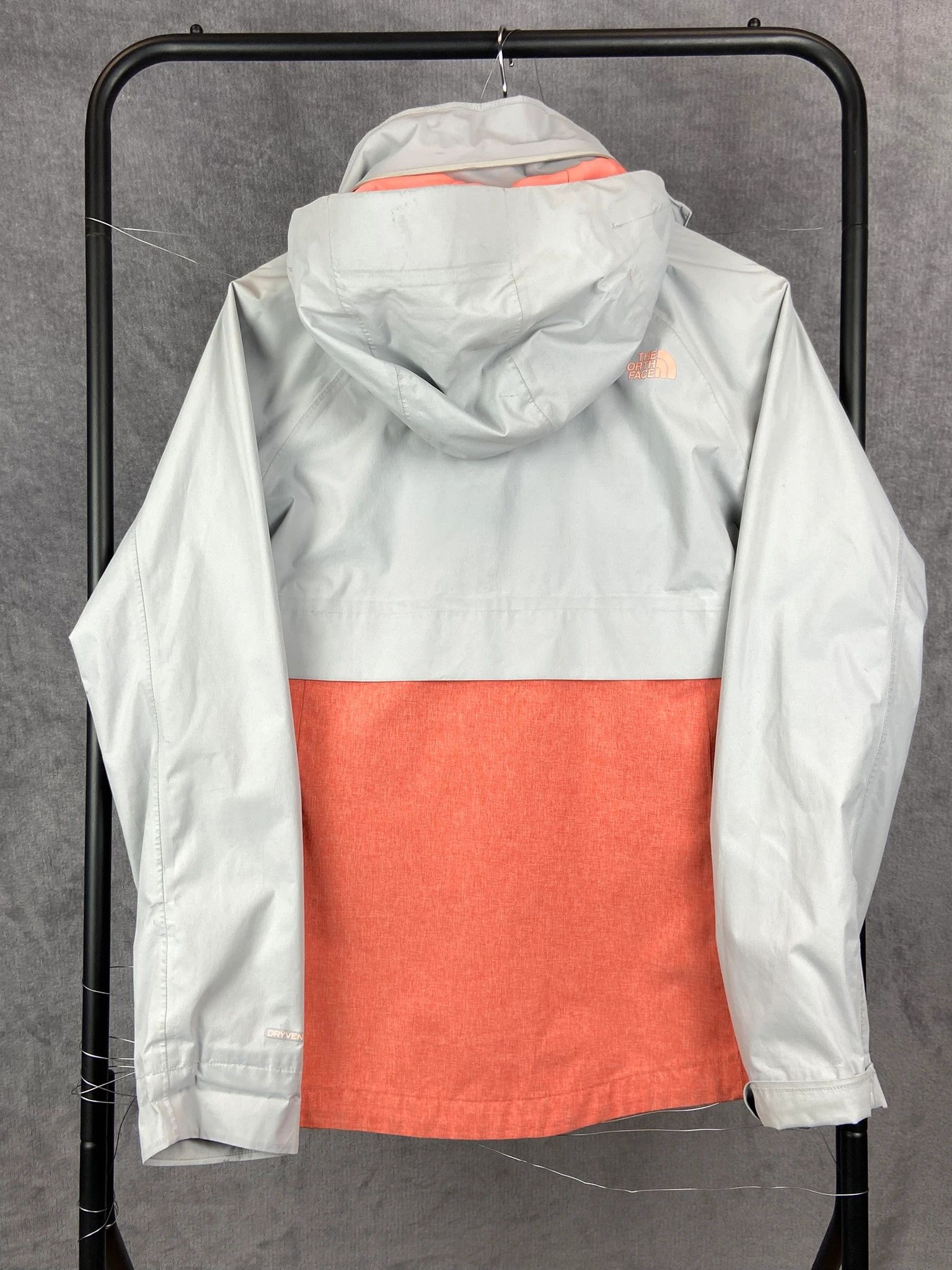 The North Face The North Face white pink DryVent windbreaker M Size US M / EU 48-50 / 2 - 8 Thumbnail