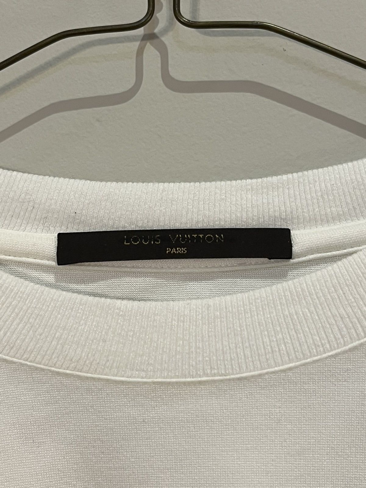 Louis Vuitton Louis Vuitton white sweatshirt with racing stripes Size US XXS / EU 40 - 6 Thumbnail