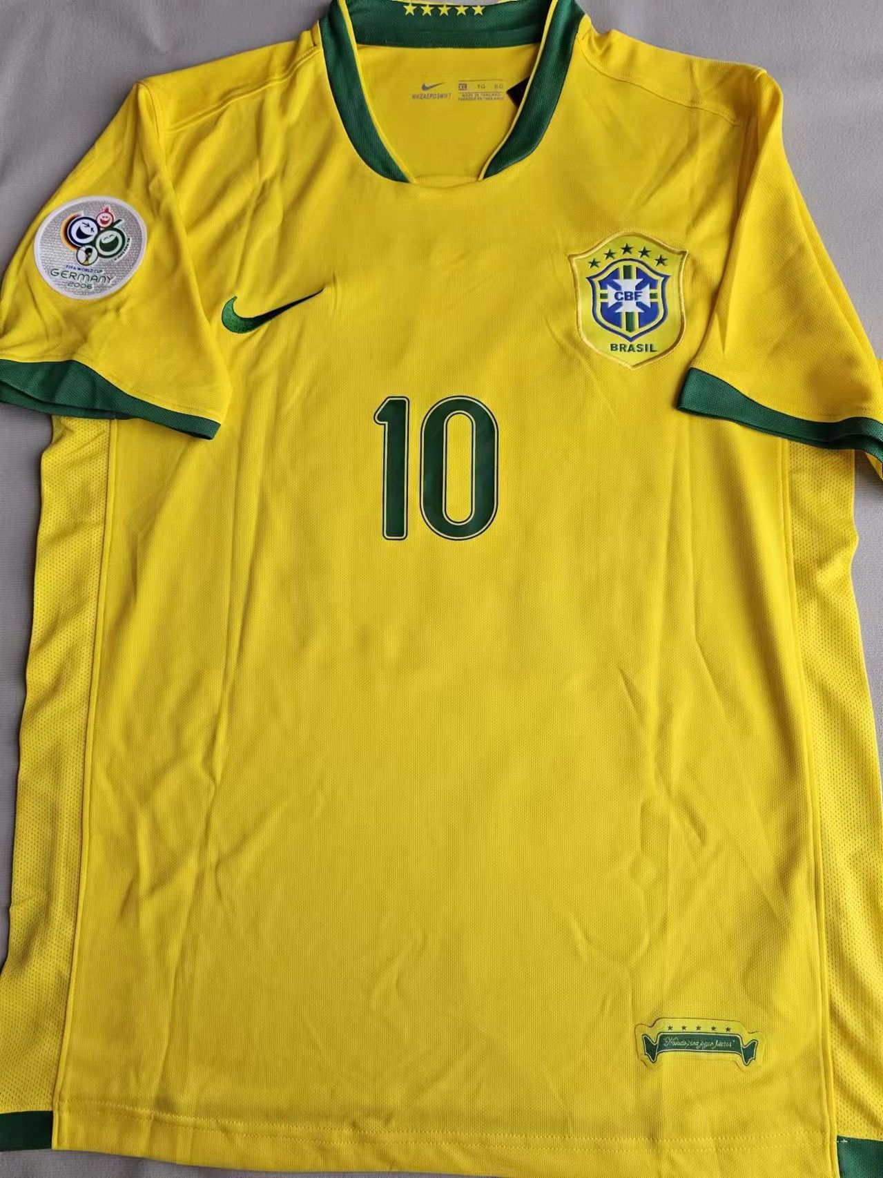 Other 2006 World Cup Brazil #10 ronaldinho Jersey Size US XL / EU 56 / 4 - 2 Thumbnail
