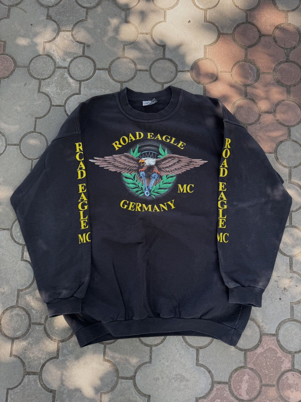 Harley Davidson Vintage Road Eagle Motorcycle Sweatshirt 90s Size US XL / EU 56 / 4 - 1 Thumbnail