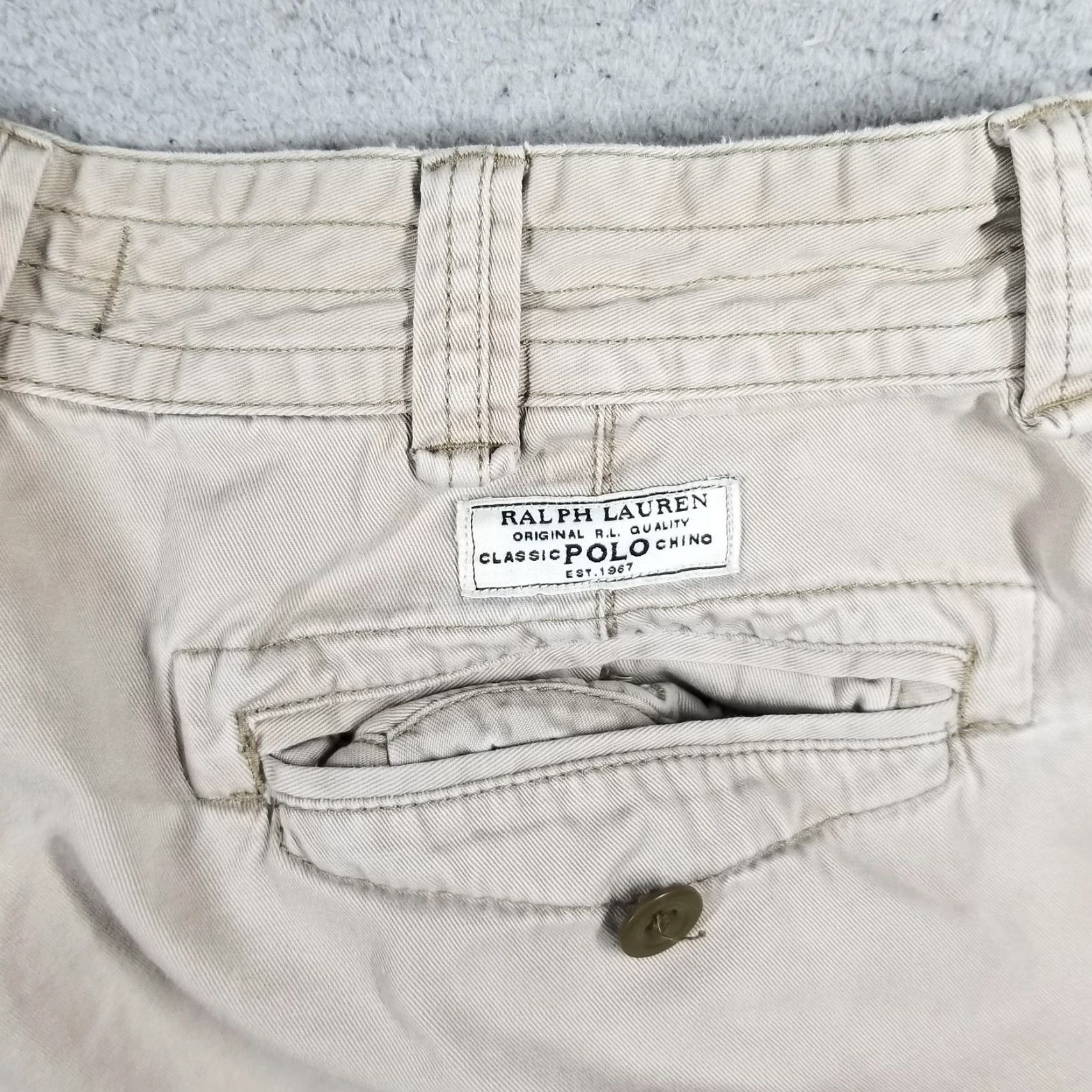 Polo Ralph Lauren VINTAGE Polo Ralph Lauren Cargo Shorts Men 34 Khaki Beige Cotton 11" Inseam Classic Chino Utility Mens Size US S / EU 44-46 / 1 - 3 Thumbnail