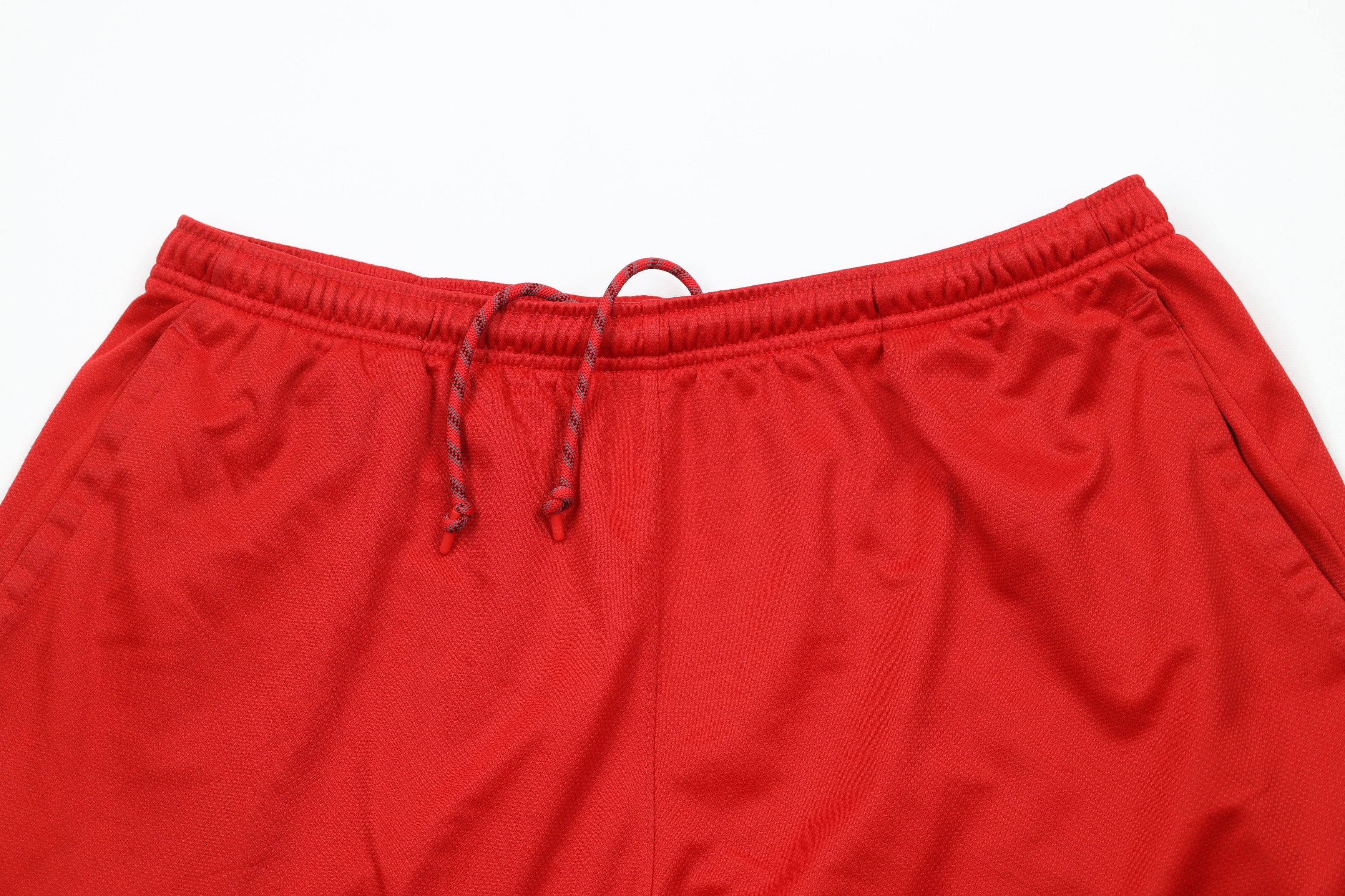 Nike × Vintage Vintage Nike Above Ohio State University Football Shorts Size US 38 / EU 54 - 2 Thumbnail