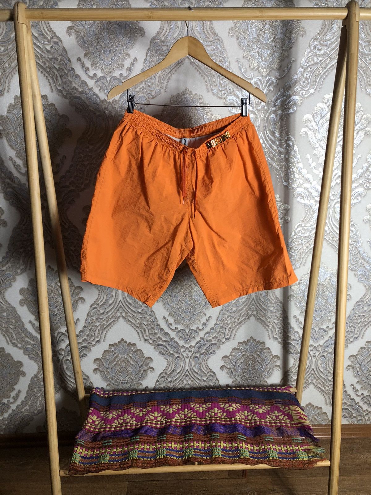 VERY RARE MOSCHINO NYLON SHORTS ITALIAN DESIGNER CLASSES 90s