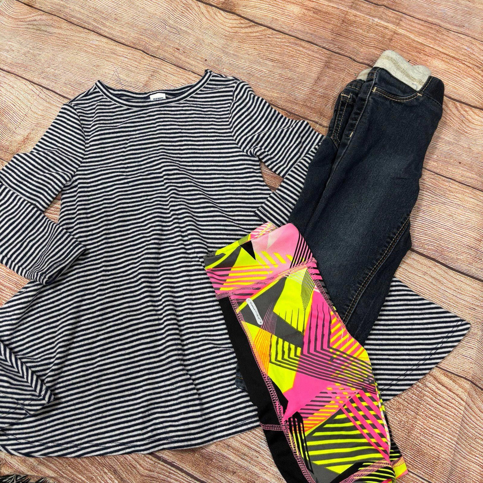 Other Girls 2T Bundle Dress, Jeans, Leggings Size 24" / US 00 / IT 34 - 1 Thumbnail