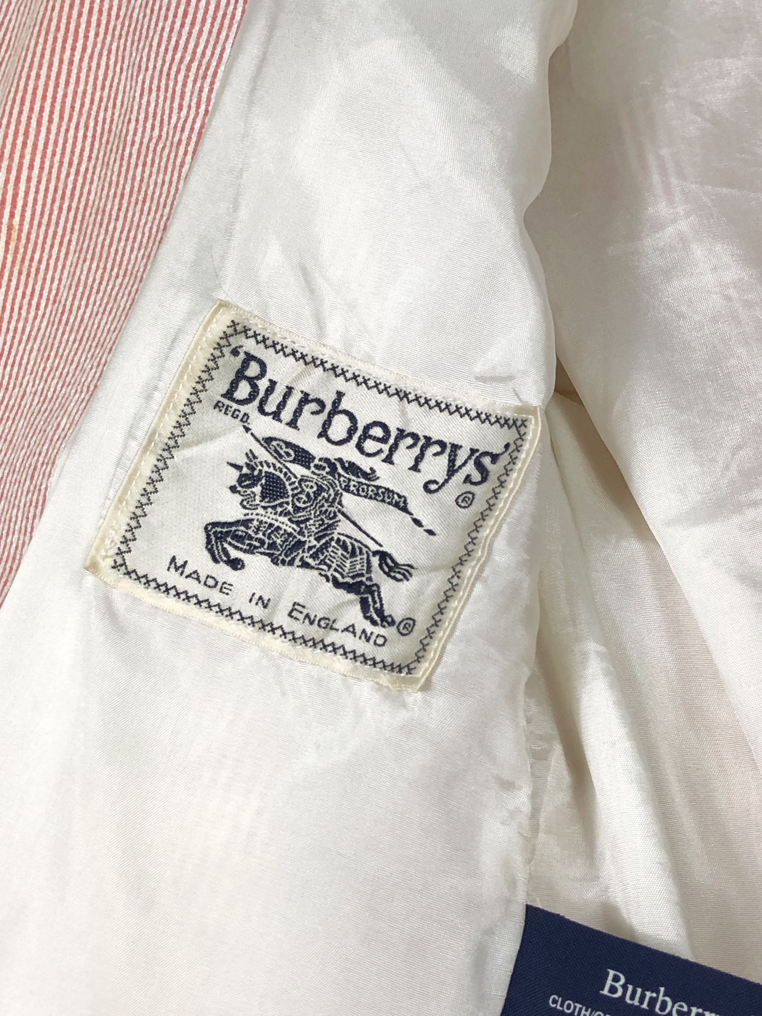 Burberry RARE🔥VINTAGE BURBERRYS MADE IN ENGLAND PINK HICKORY COAT Size S / US 4 / IT 40 - 7 Thumbnail