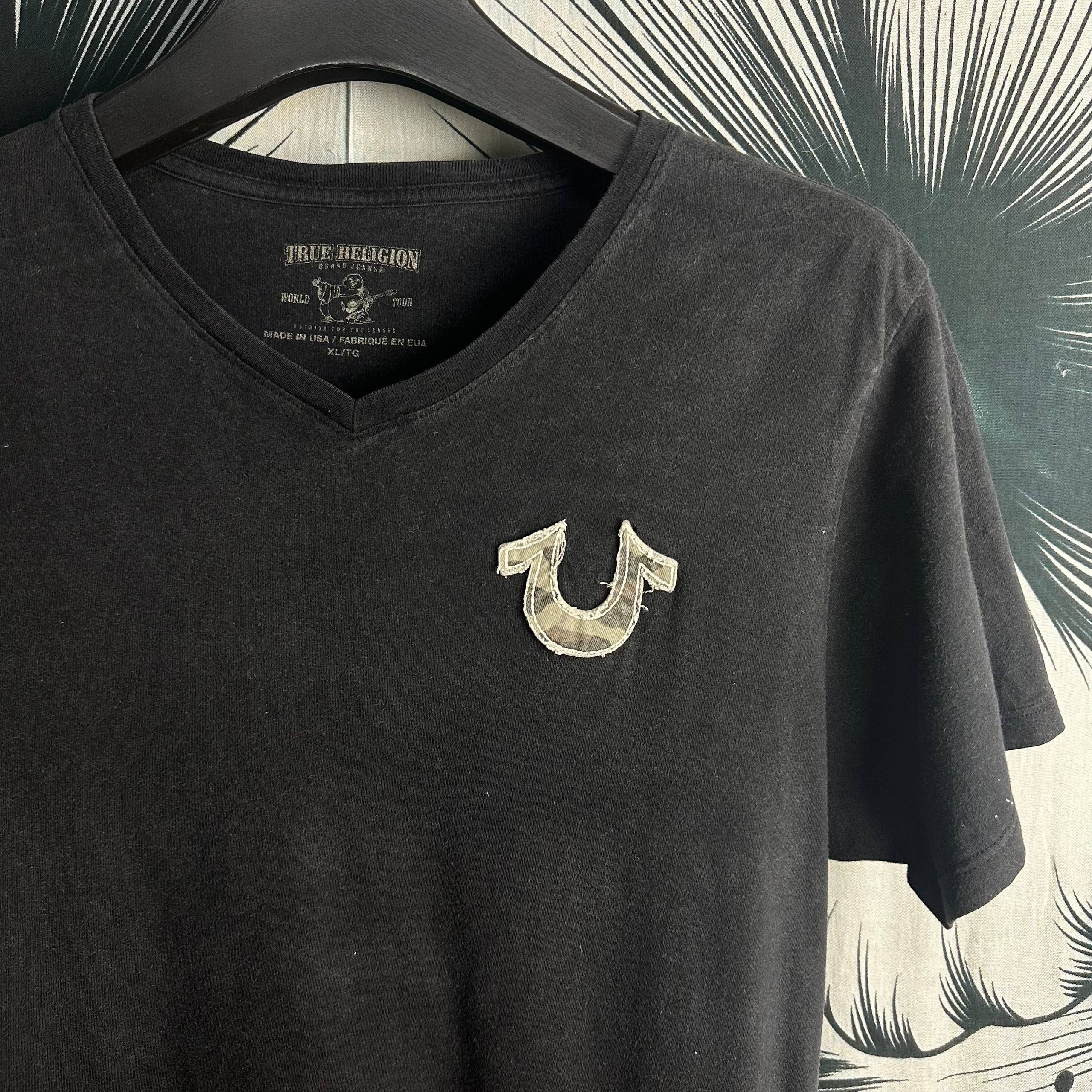 True Religion True Religion Horseshoe Buddha Logo T-Shirt Size US L / EU 52-54 / 3 - 3 Thumbnail