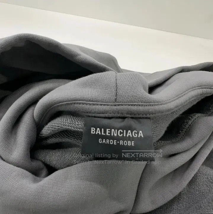 Balenciaga Balenciaga Men's Gray Logo Print Hoodie. Size US S / EU 44-46 / 1 - 6 Thumbnail