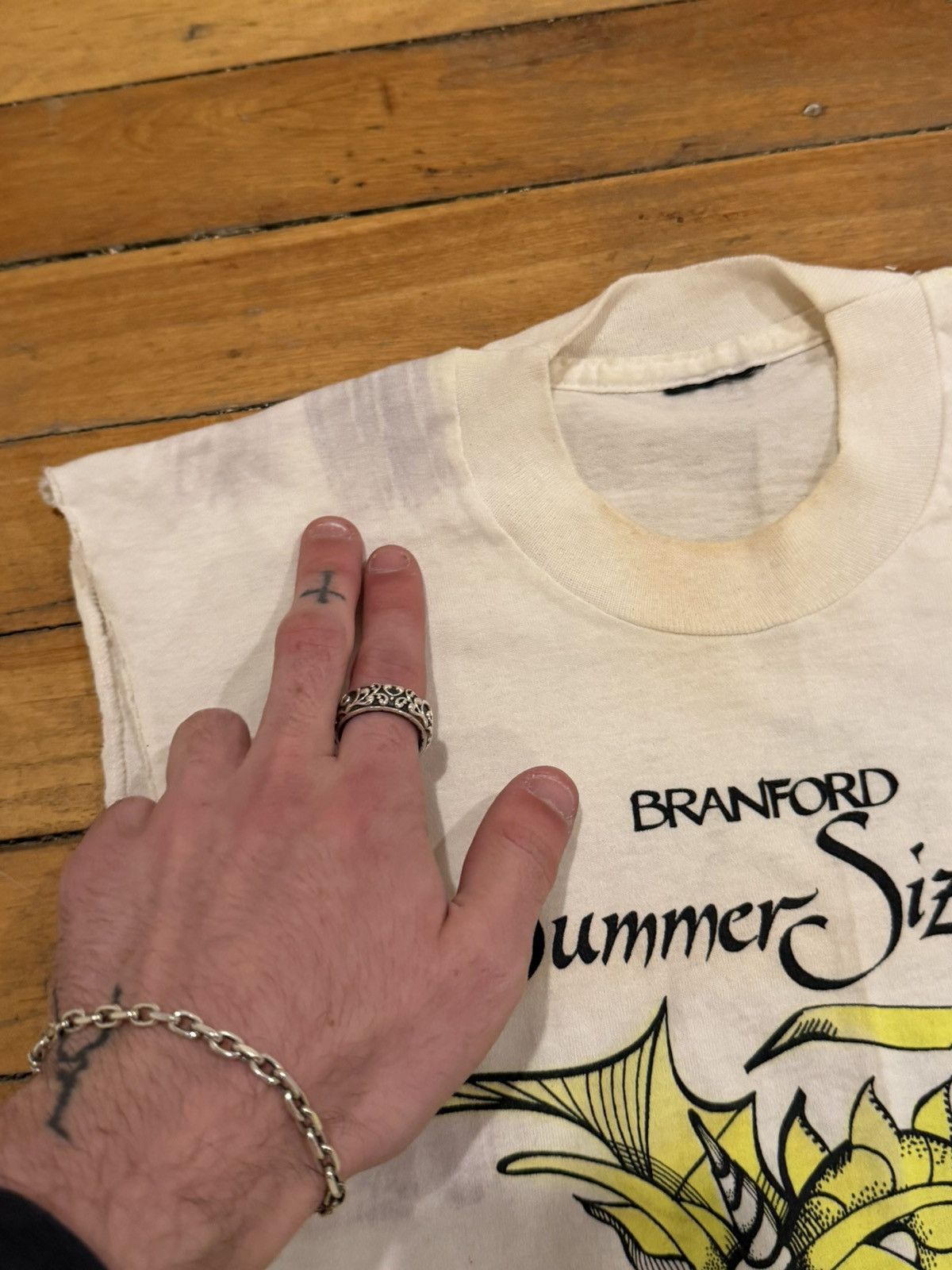 Vintage Vintage thrashed cutoff 80s branford summer sizzler Size US S / EU 44-46 / 1 - 4 Thumbnail