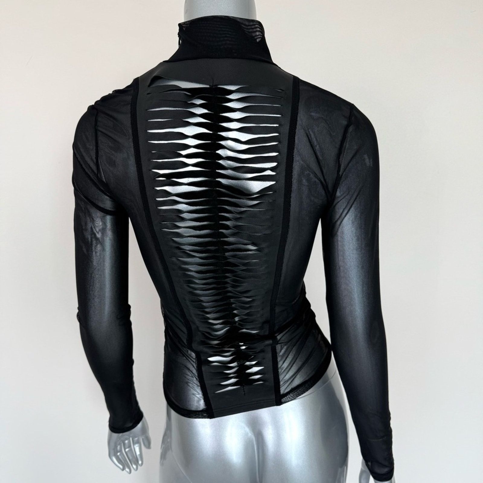 Other Sassofono sheer top size S Size S / US 4 / IT 40 - 3 Thumbnail