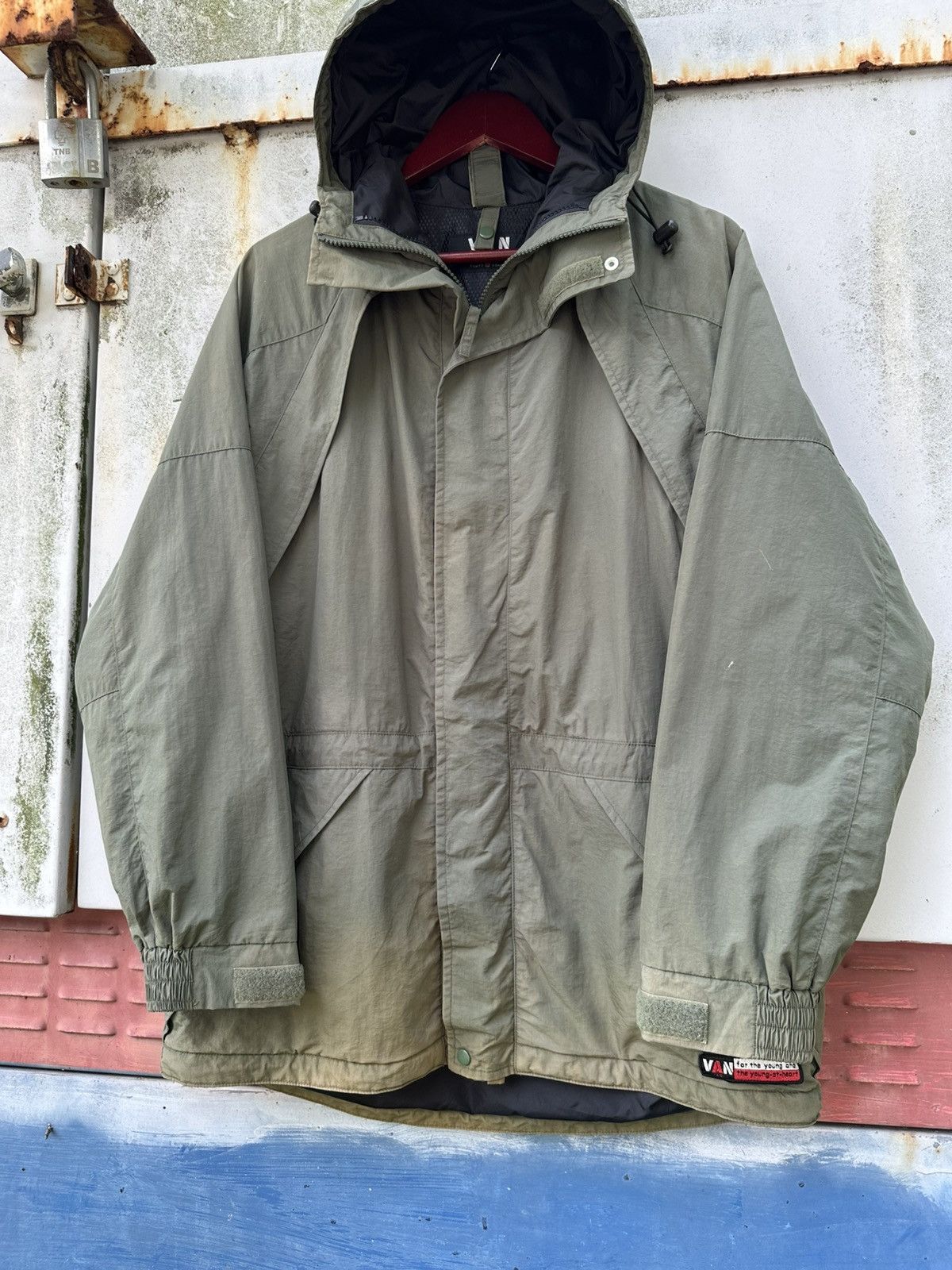 Vintage 👹Vintage Faded Van Sport Hooded Utility Jacket Size US L / EU 52-54 / 3 - 5 Thumbnail