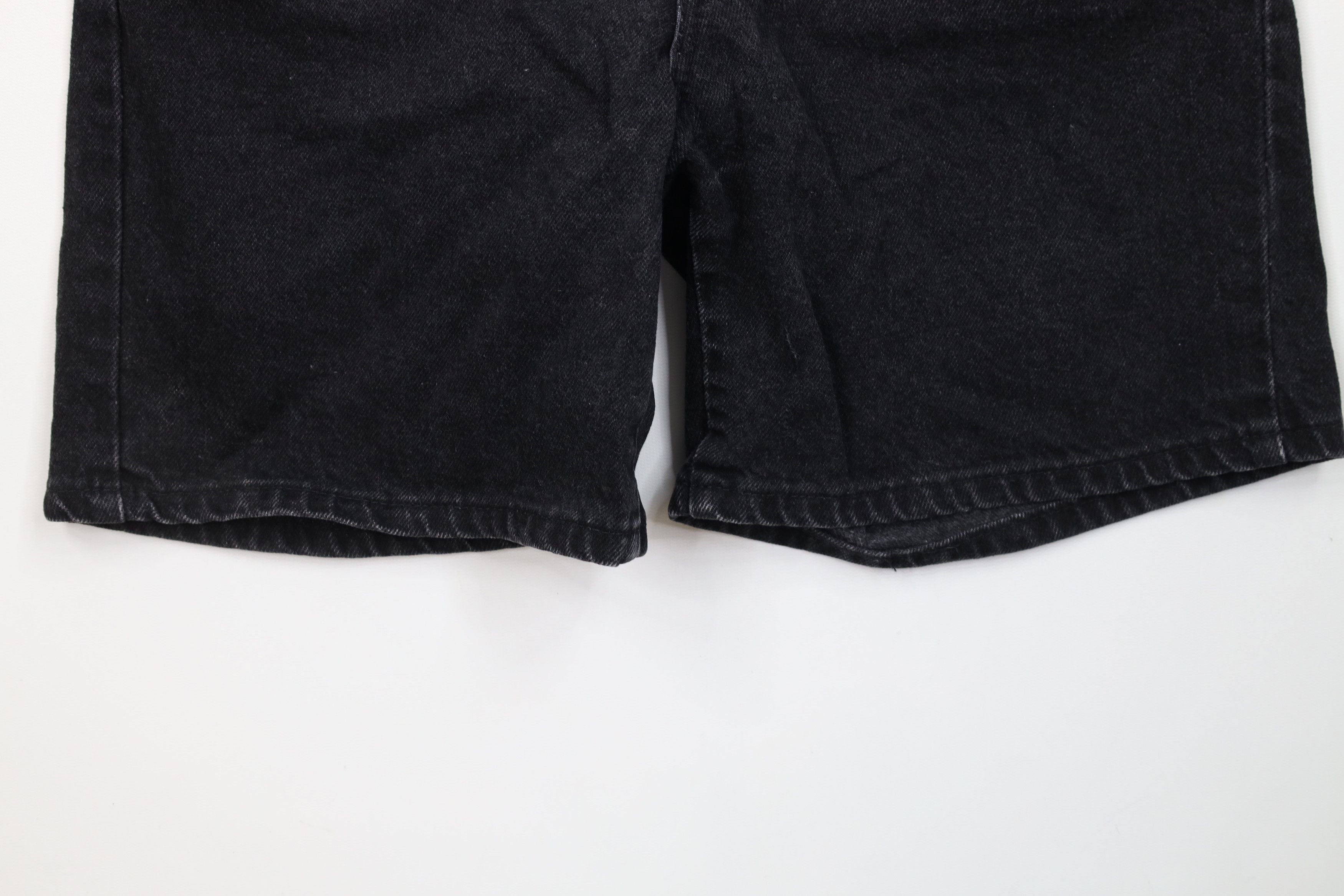Lee Vintage 90s Lee Denim Jean Shorts Black Cotton USA Size 28" / US 6 / IT 42 - 4 Thumbnail