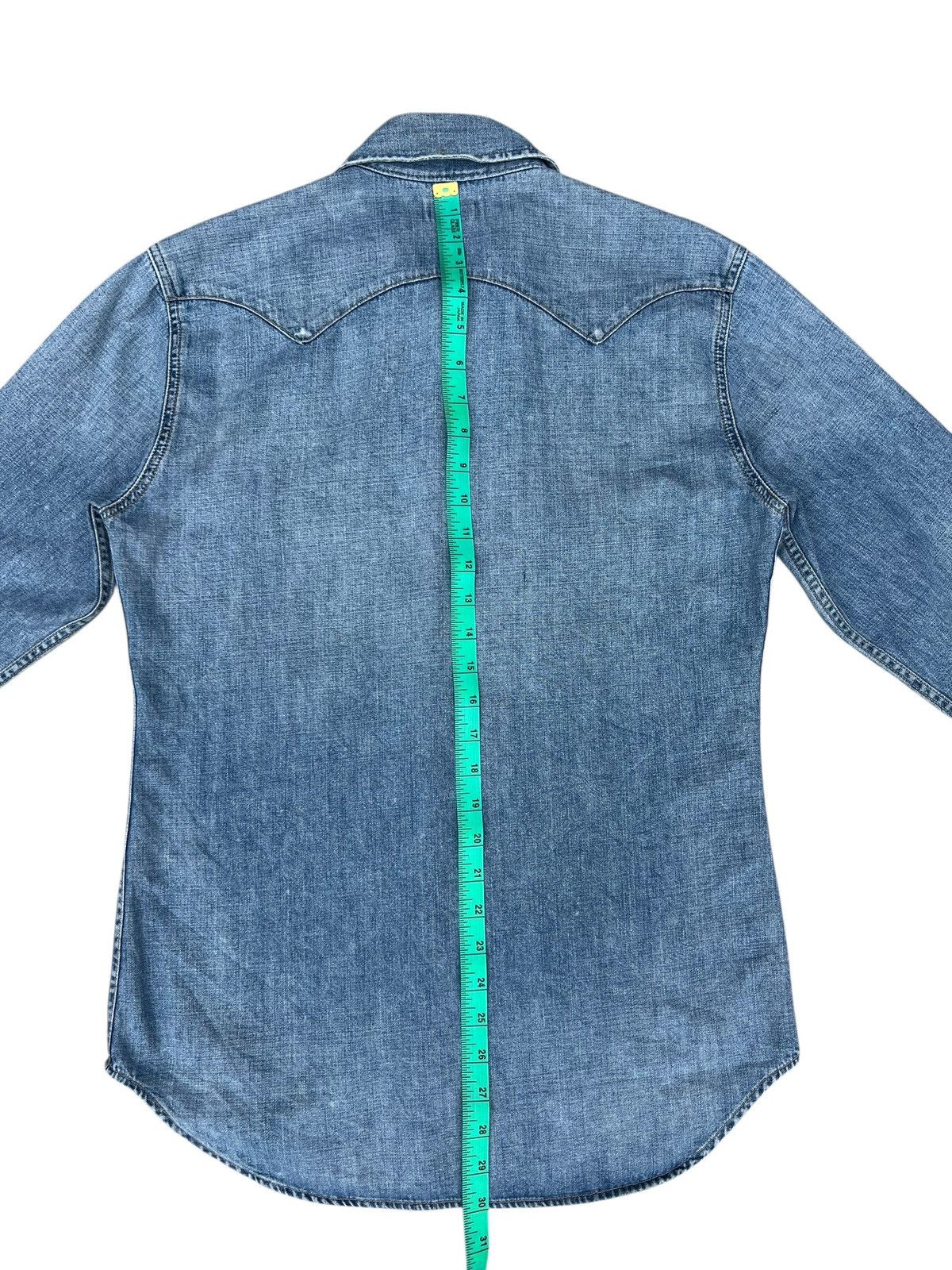 Levi's VTG 2002 Levi’s Red Tab Distressed Fade Denim Western Shirt Size US M / EU 48-50 / 2 - 18 Thumbnail