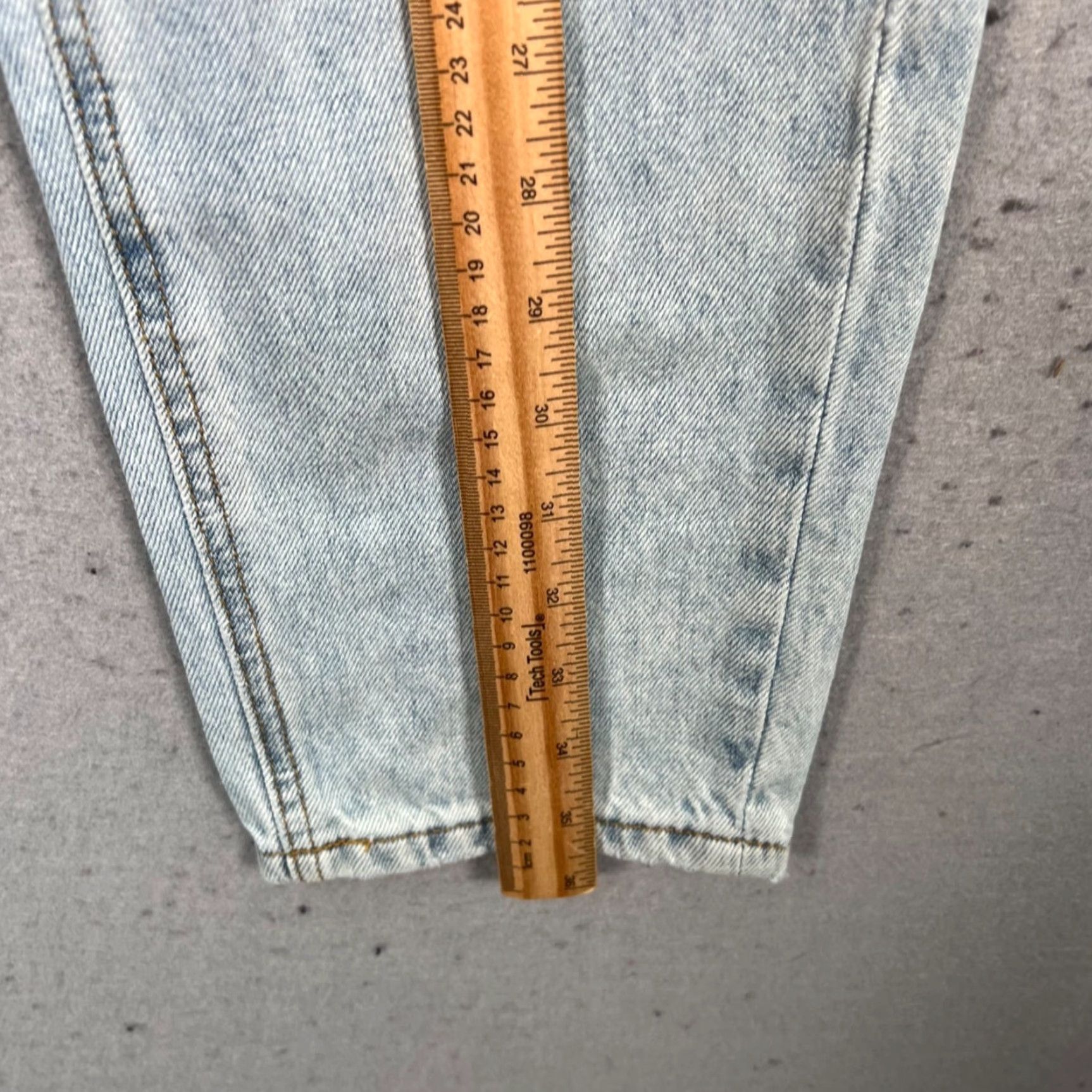 Vintage Sampson And Taylor Mens Large Blue Light Wash Denim Jeans 100% Cotton Jeans Size US 33 - 6 Thumbnail