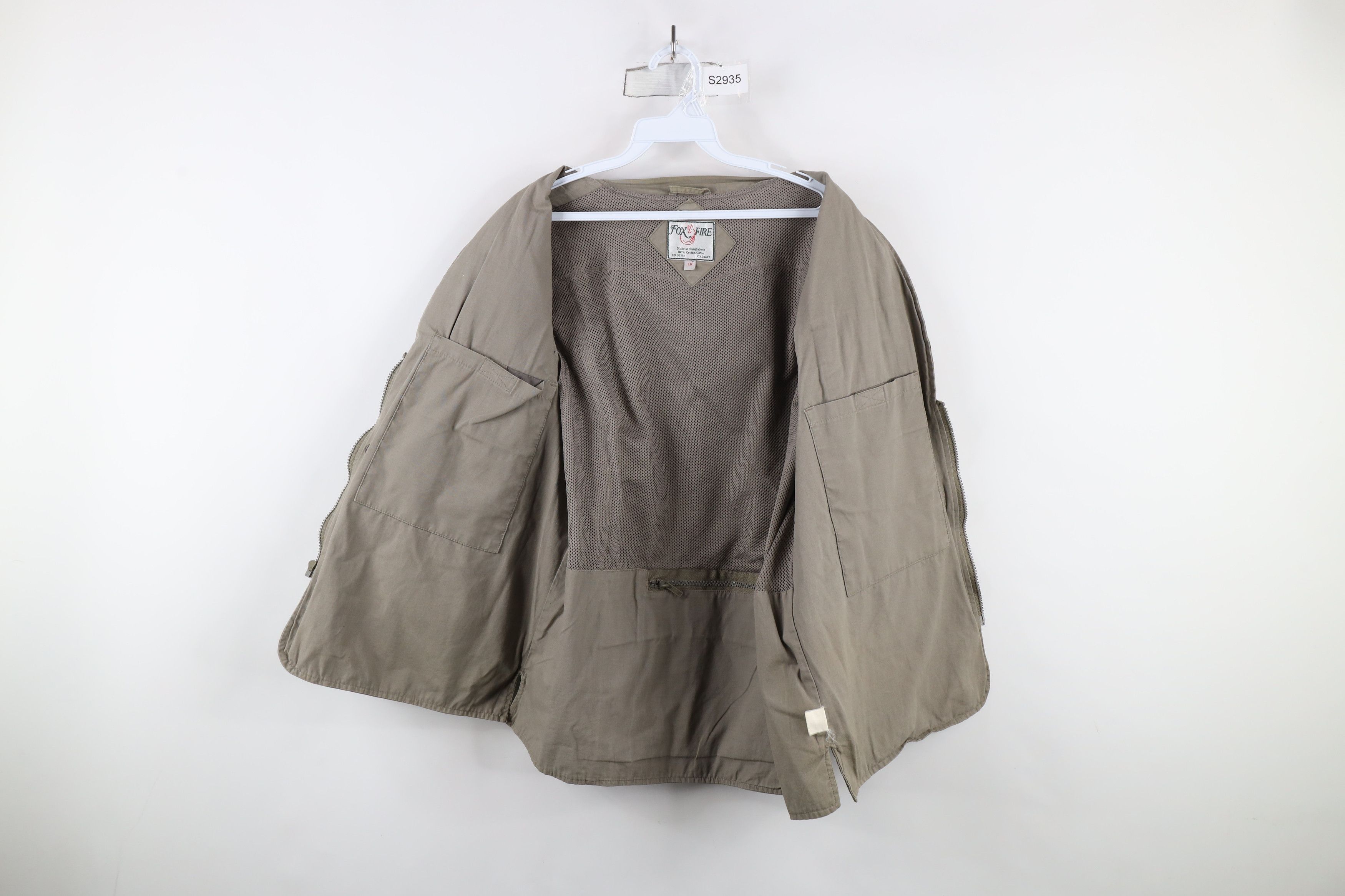 Vintage Vintage 90s Streetwear Hunting Fish Vest Jacket Beige Size US L / EU 52-54 / 3 - 12 Thumbnail