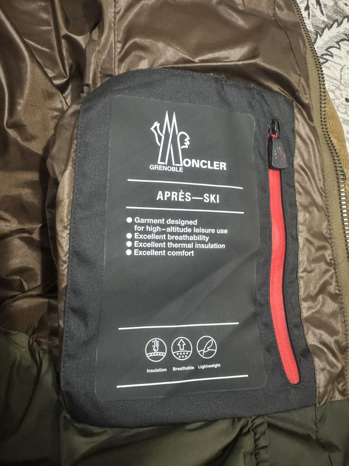 Moncler × Moncler Grenoble Moncler Grenoble Apres-Ski Puffer Corduroy Jacket Denim Blue Size US S / EU 44-46 / 1 - 17 Thumbnail