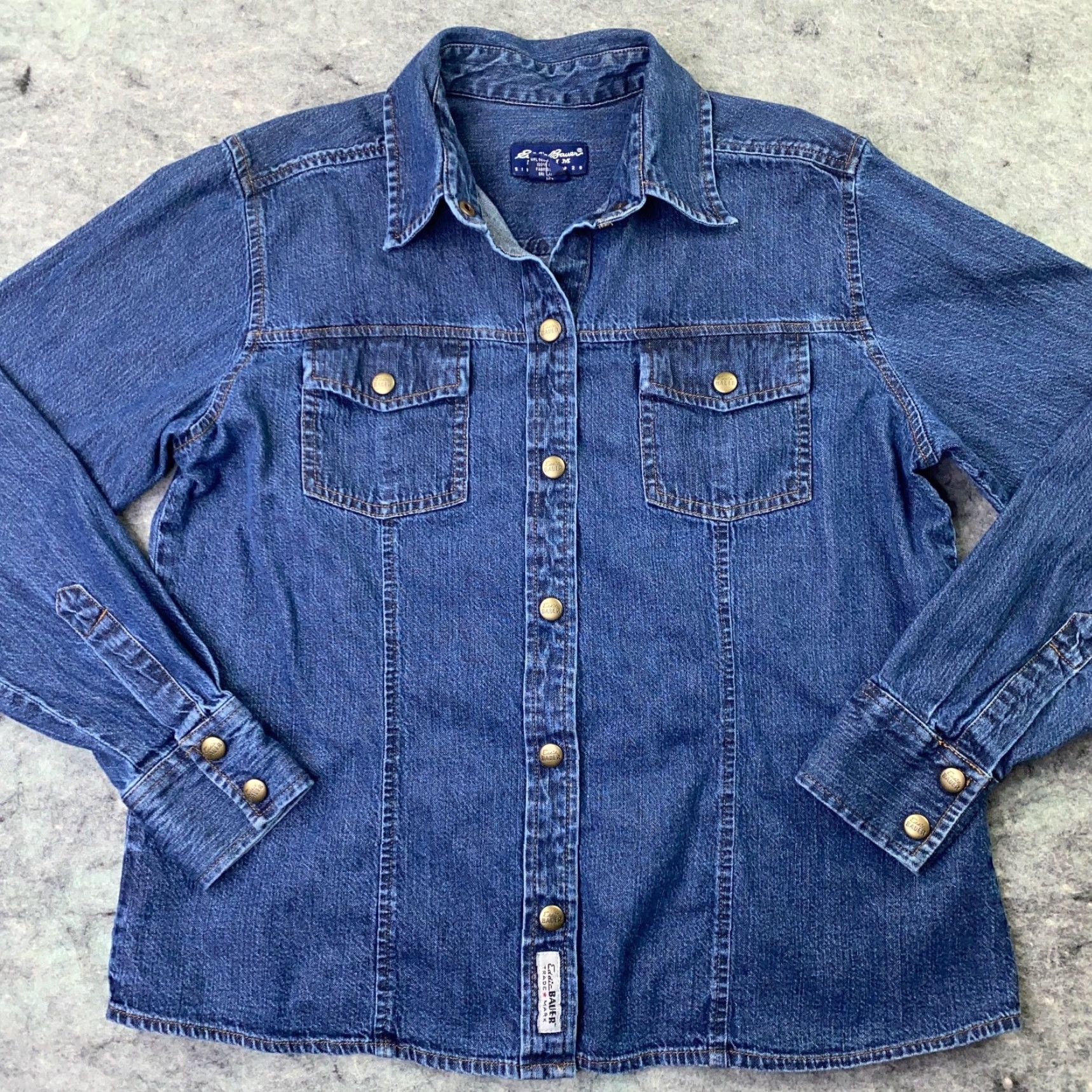 Eddie Bauer Eddie Bauer Womens Medium Blue Denim Snap Up Lightweight Trucker Jacket Size 32" / US 10 / IT 46 - 2 Thumbnail