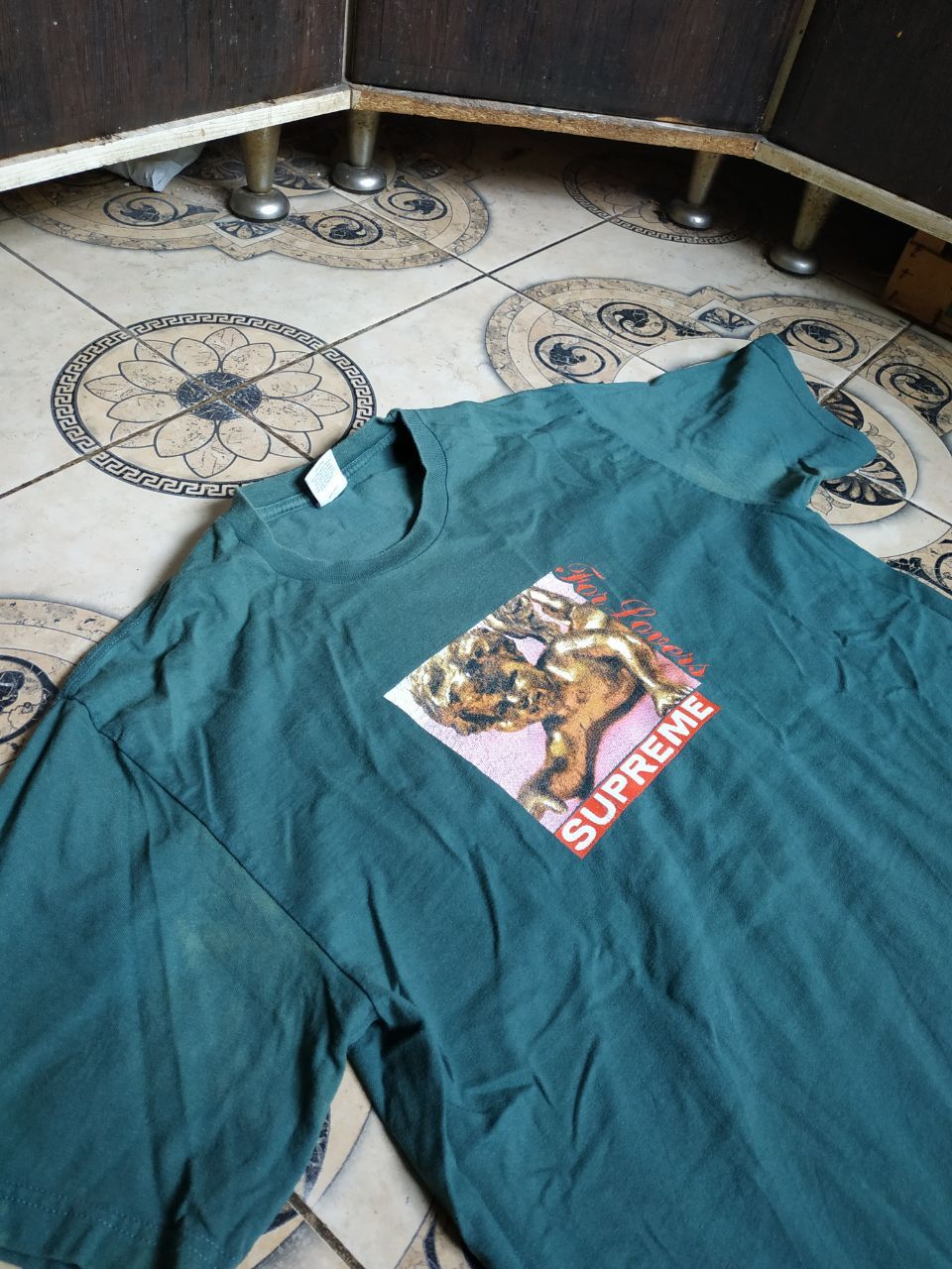 Supreme Supreme For Lovers Cherub Tee Green SS20 Size L Distressed Size US L / EU 52-54 / 3 - 6 Thumbnail
