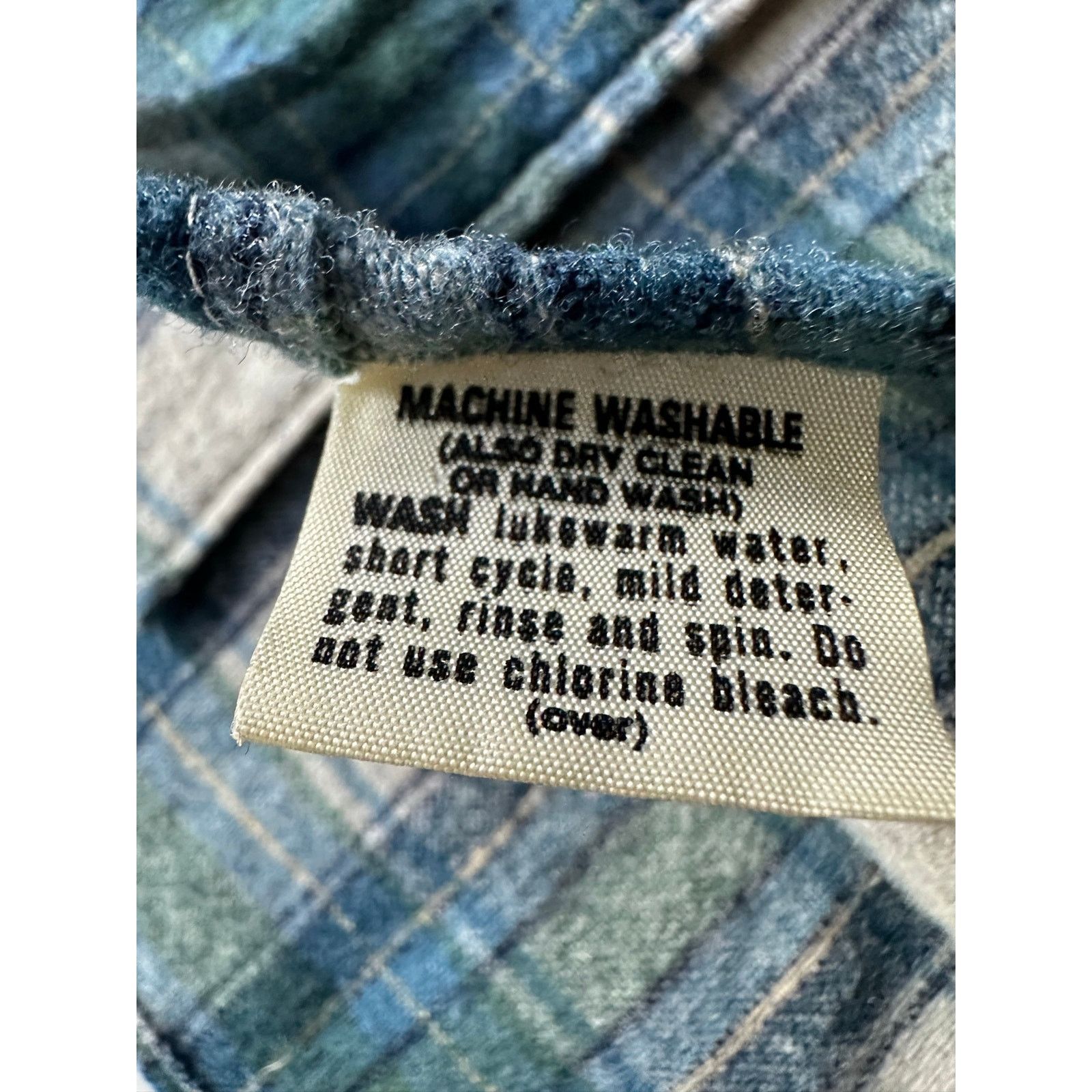 Pendleton Pendleton Wool Shirt Mens Size 15 1/2 Plaid Made in USA 70s Size US M / EU 48-50 / 2 - 4 Thumbnail